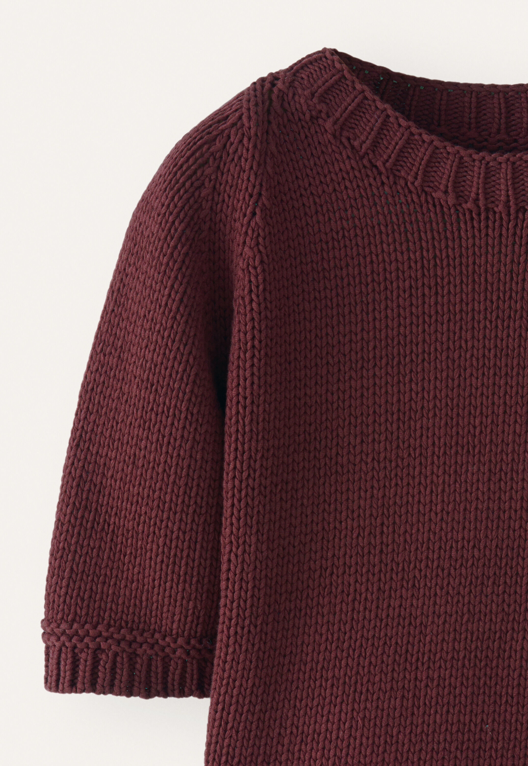 Short-sleeve sweater