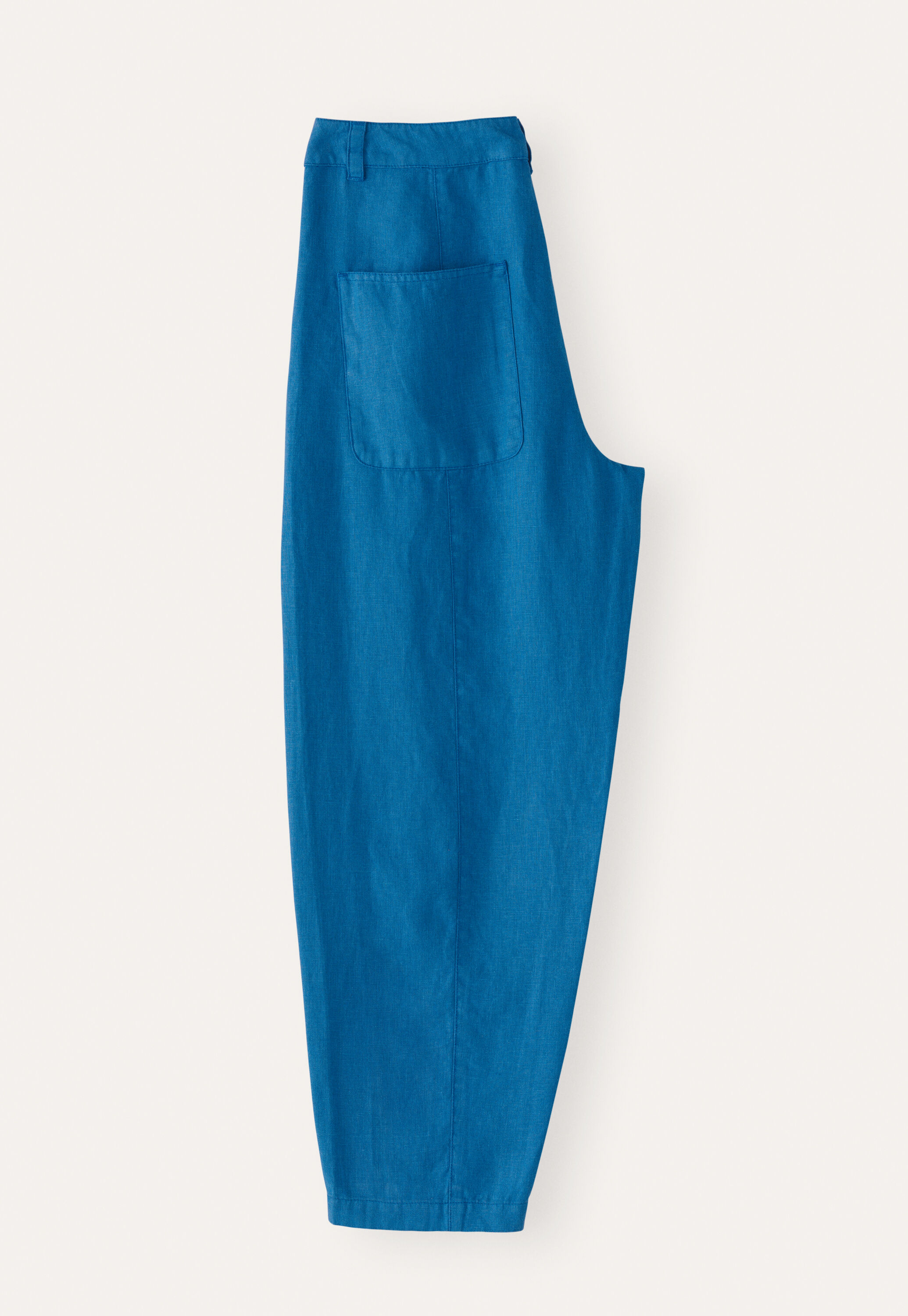 Curved-leg trousers