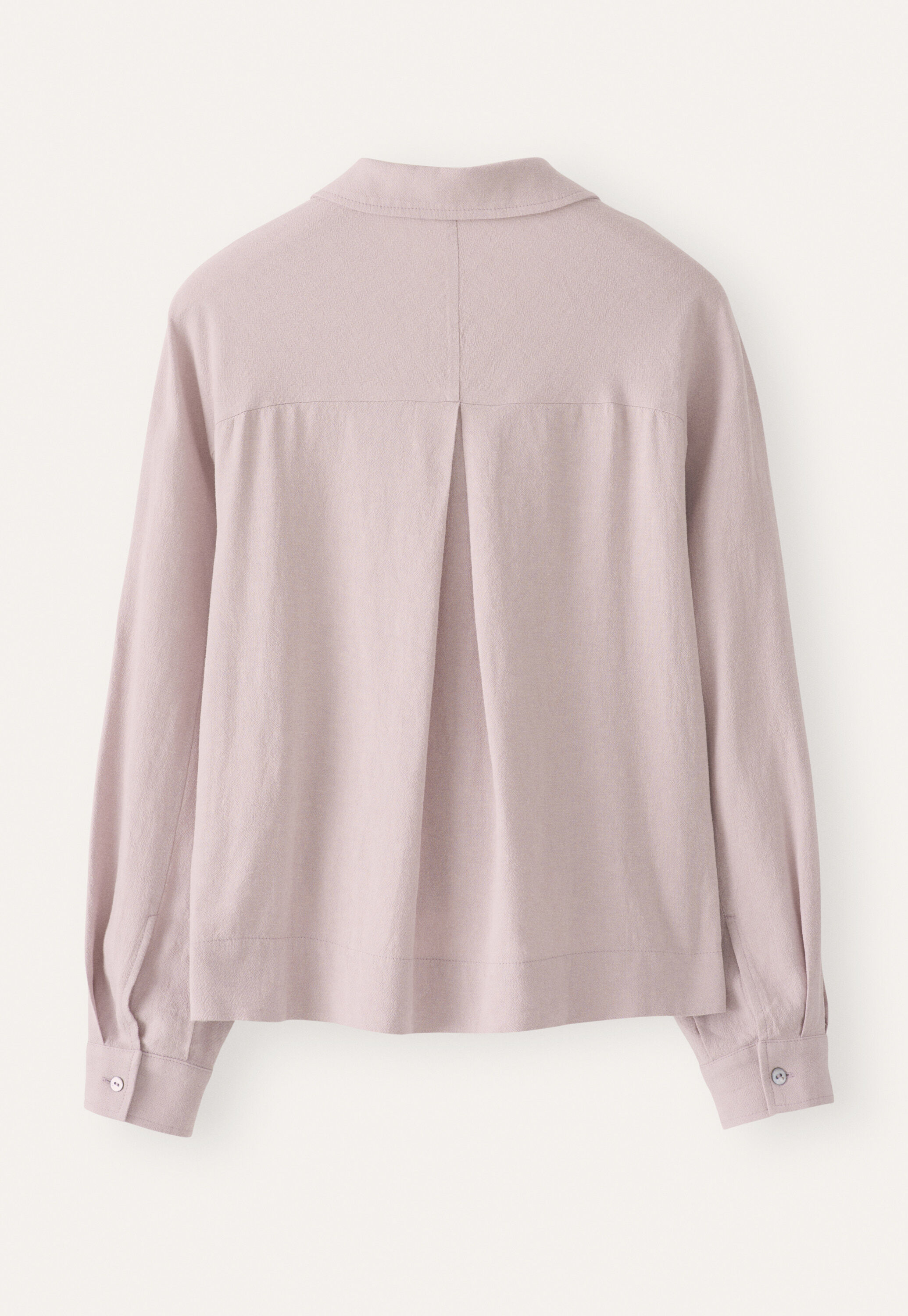 Curved-sleeve blouse