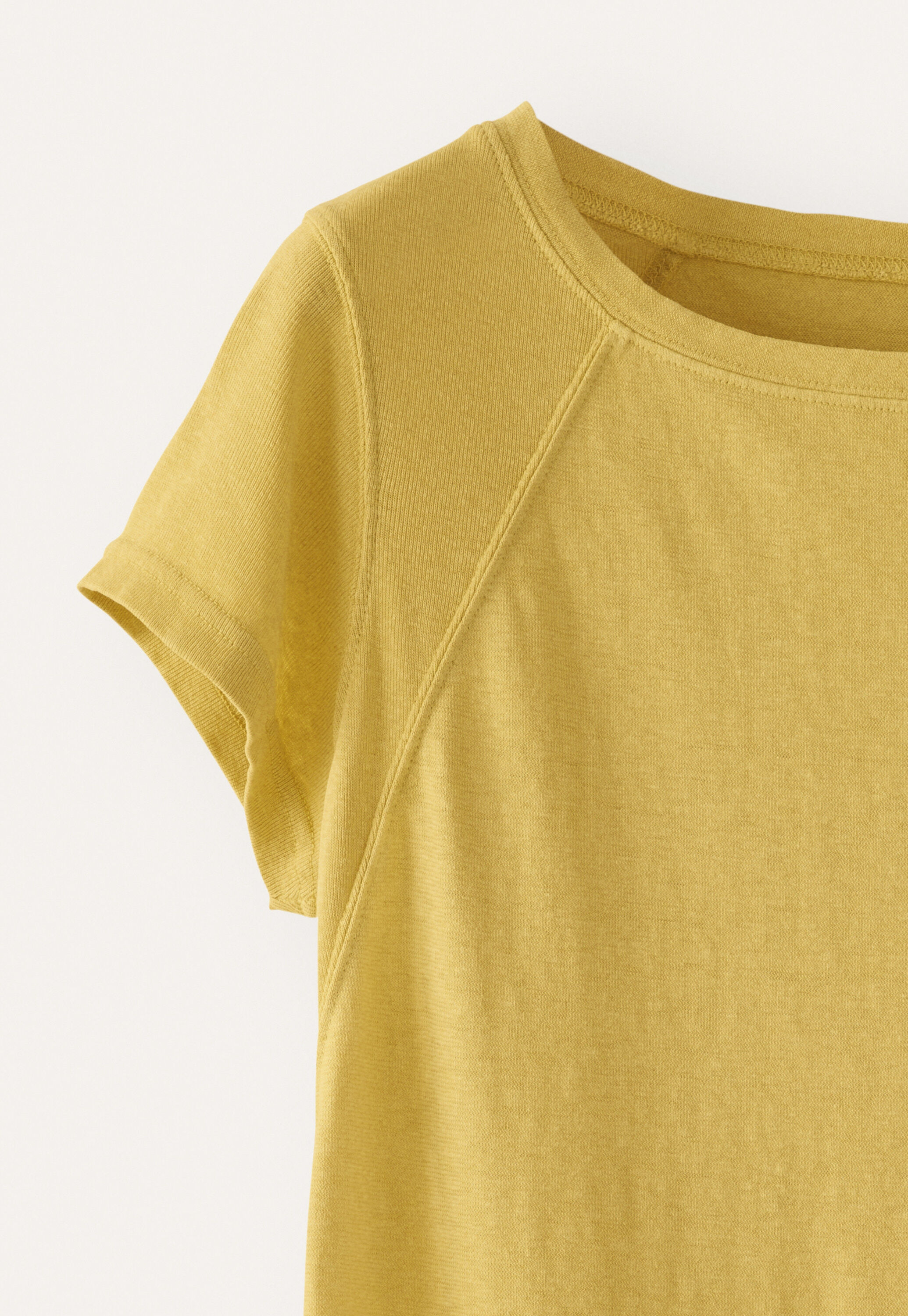 Raglan-sleeve top
