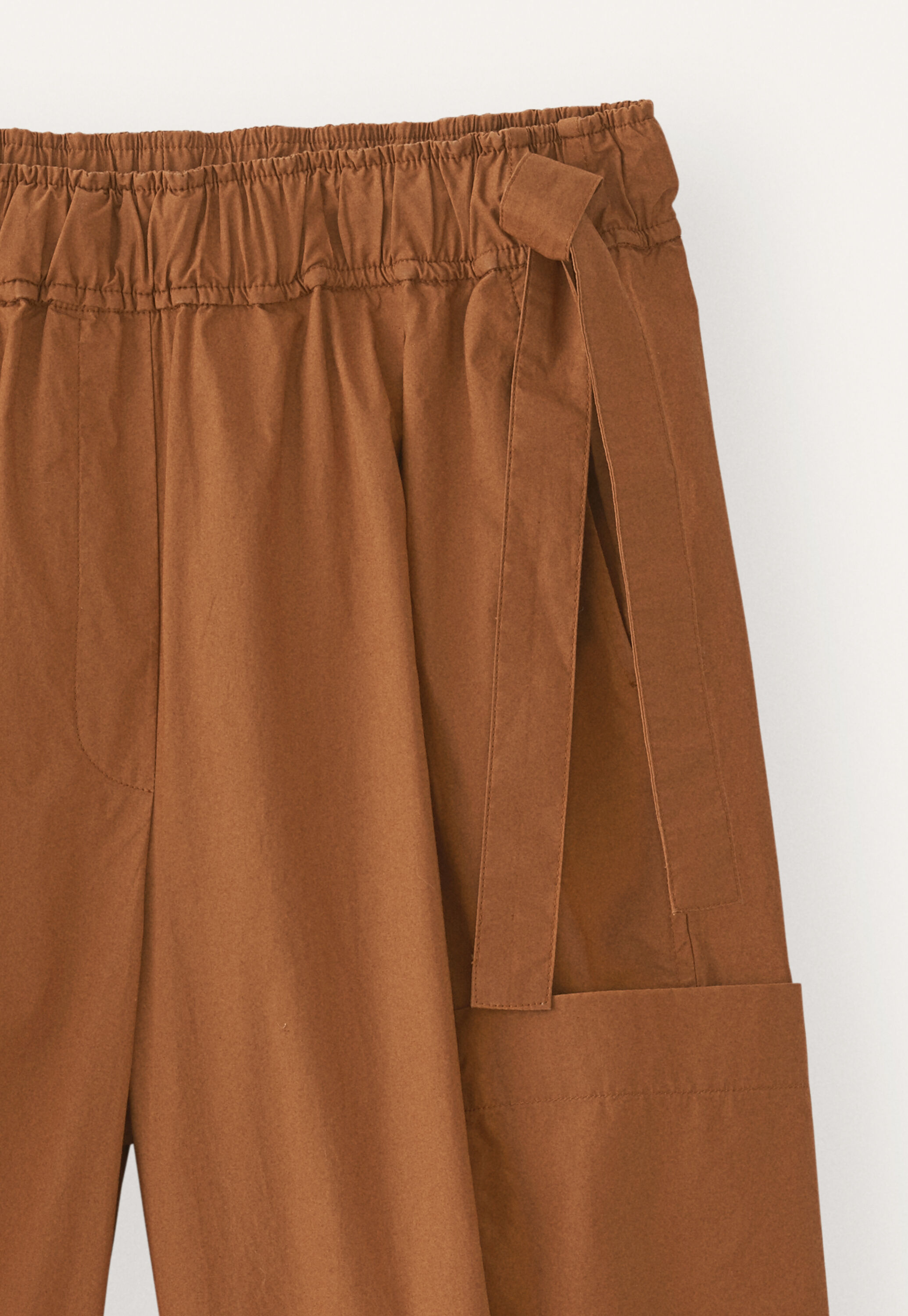 Cropped pull-on trousers