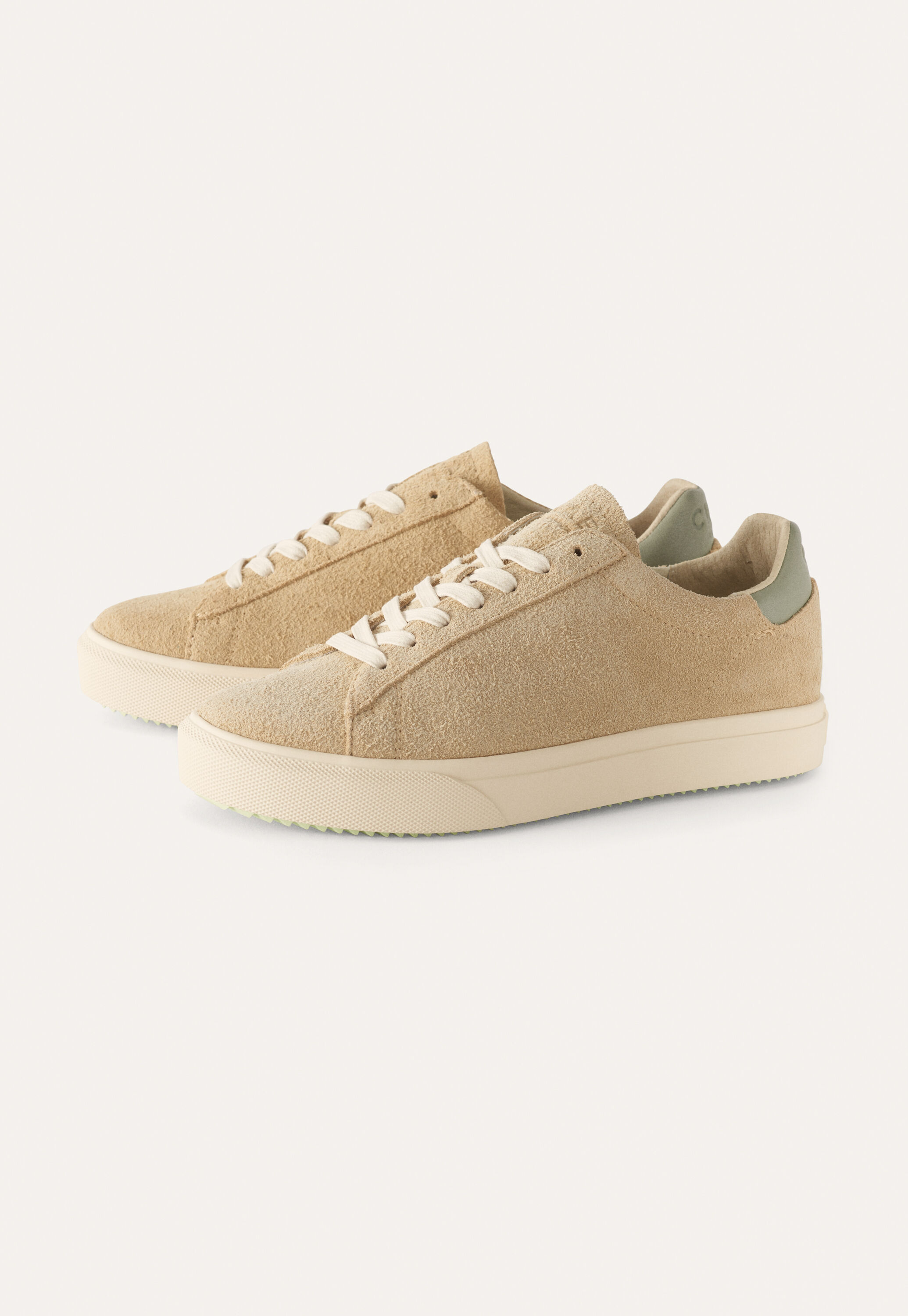 Lace-up trainers