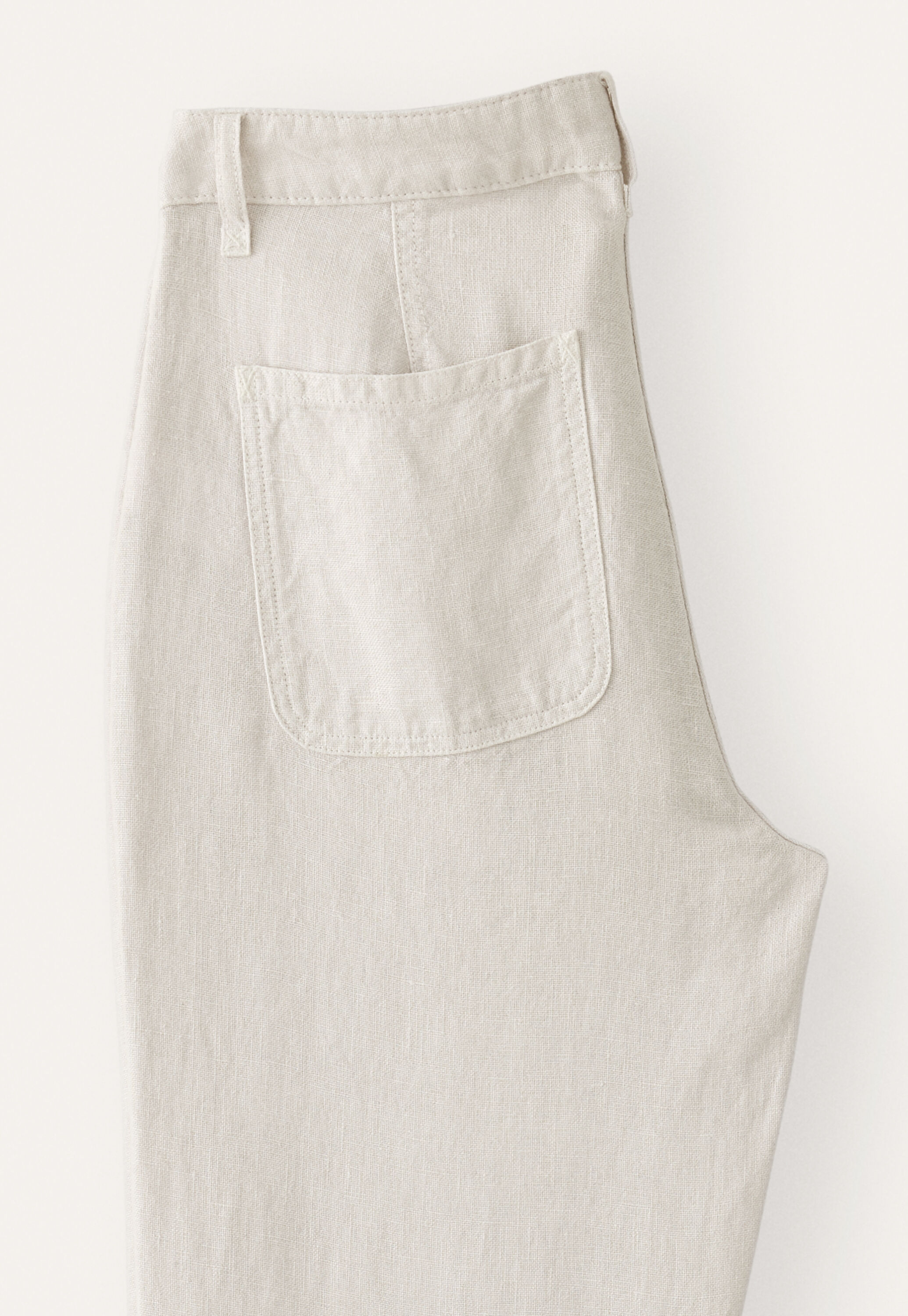 Slim-leg jeans
