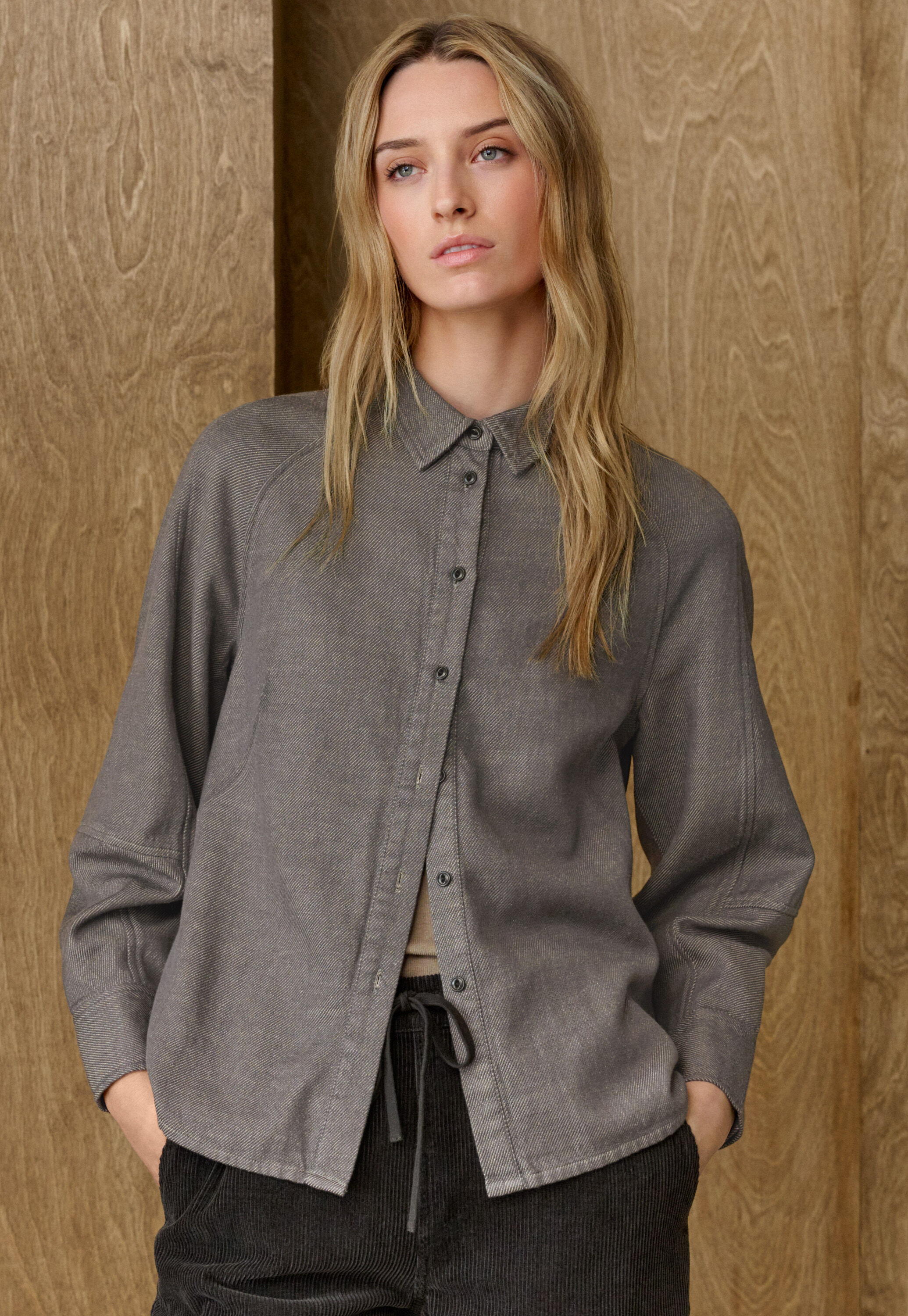 Raglan-sleeve blouse