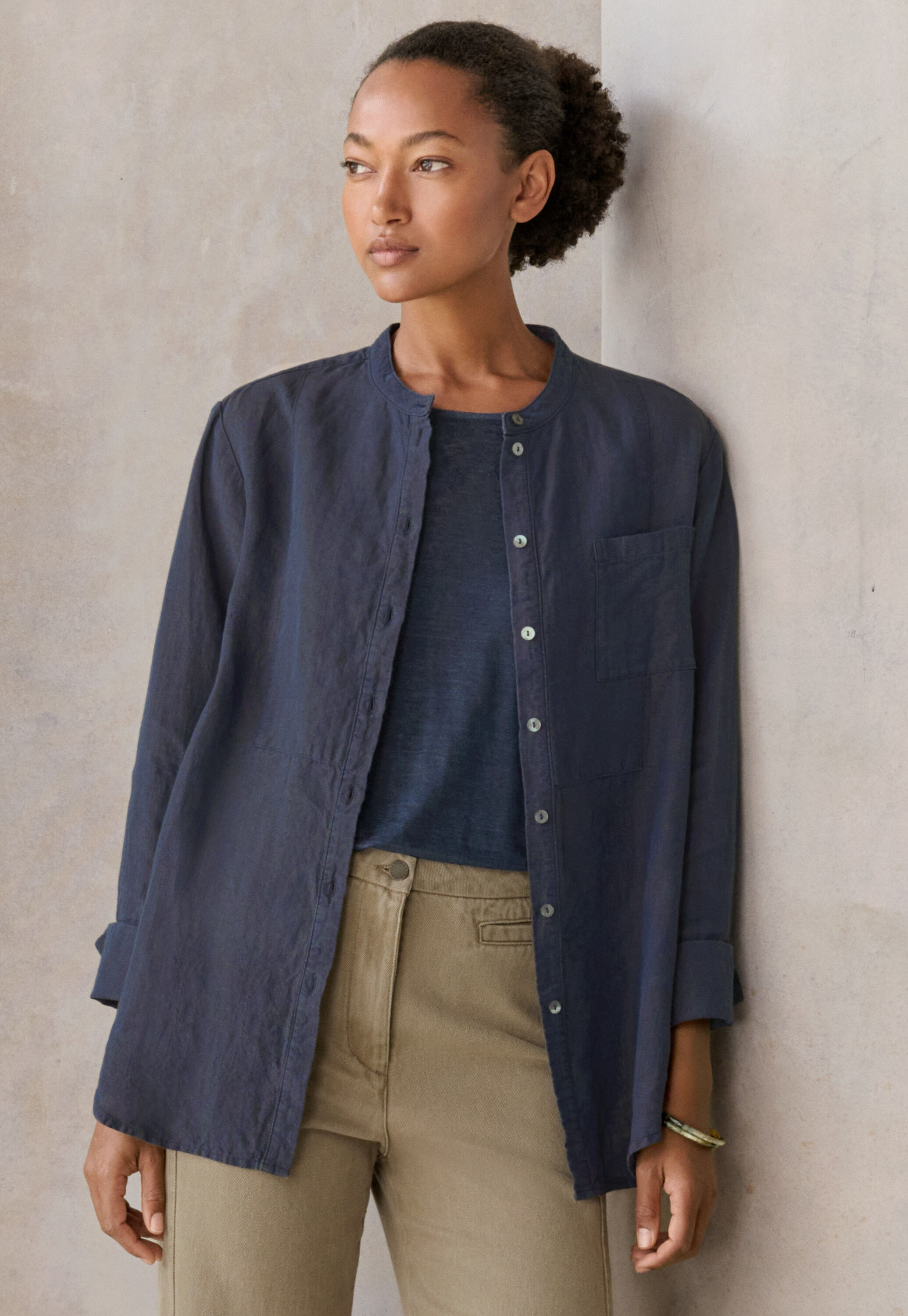 Long bib-detail shirt