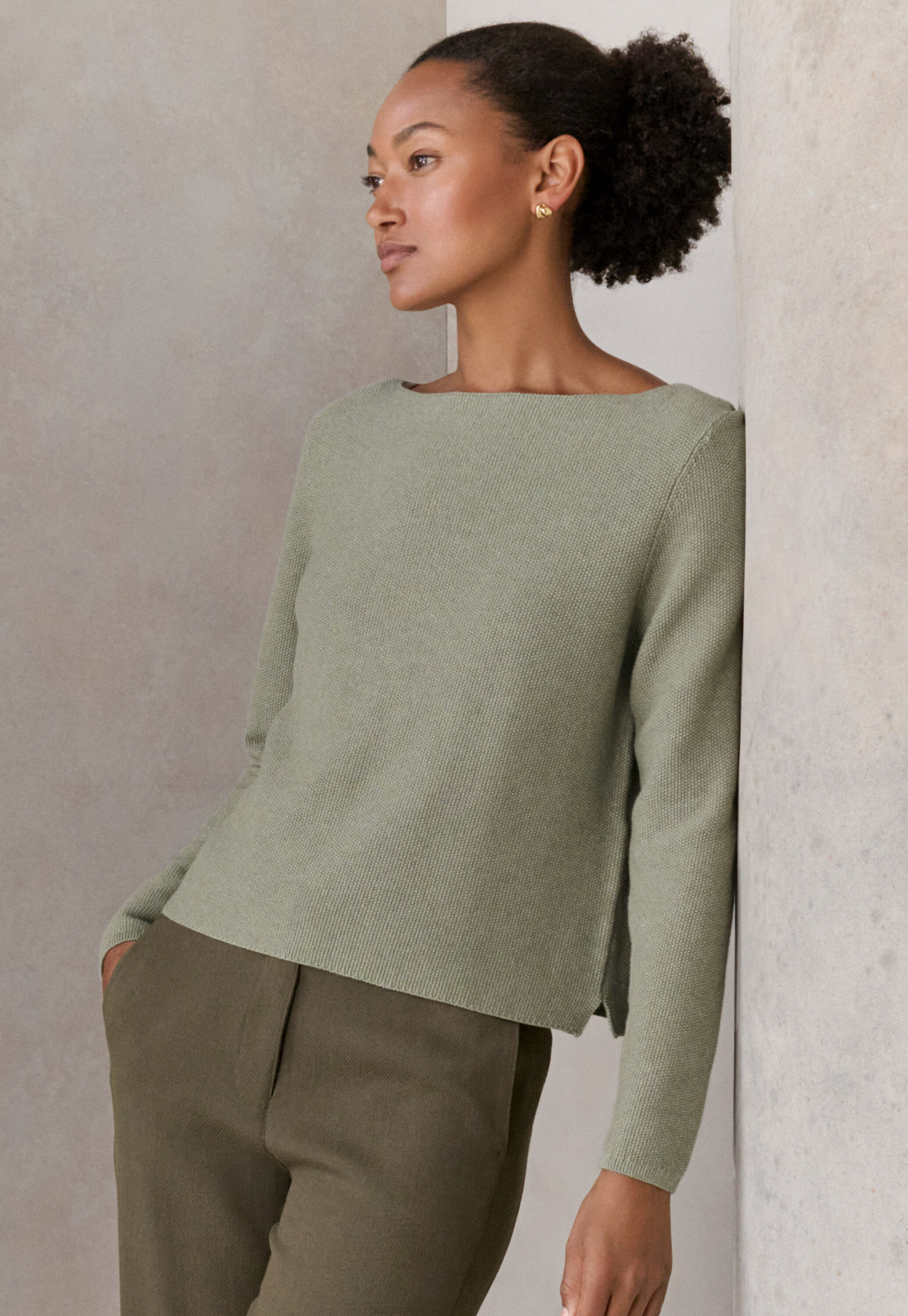 Boat-neck sweater
