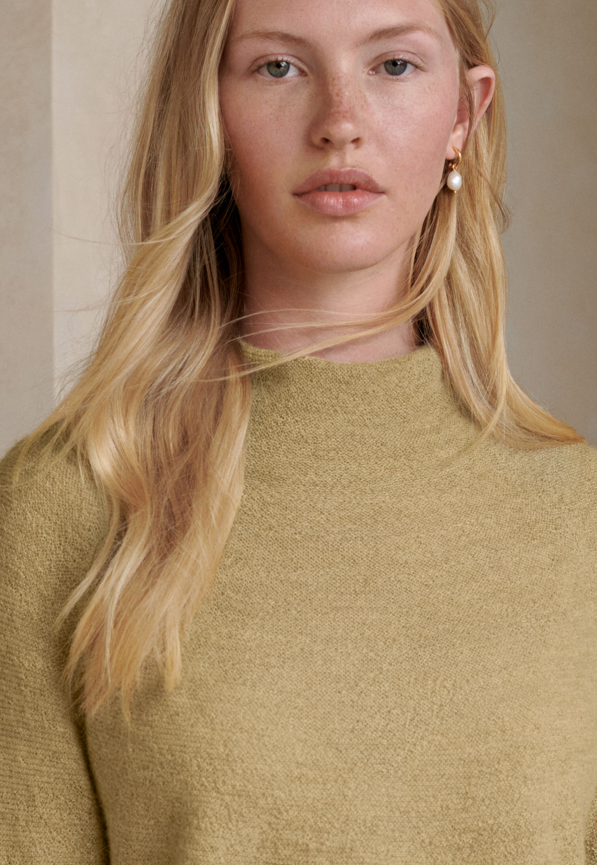 High-neck sweater