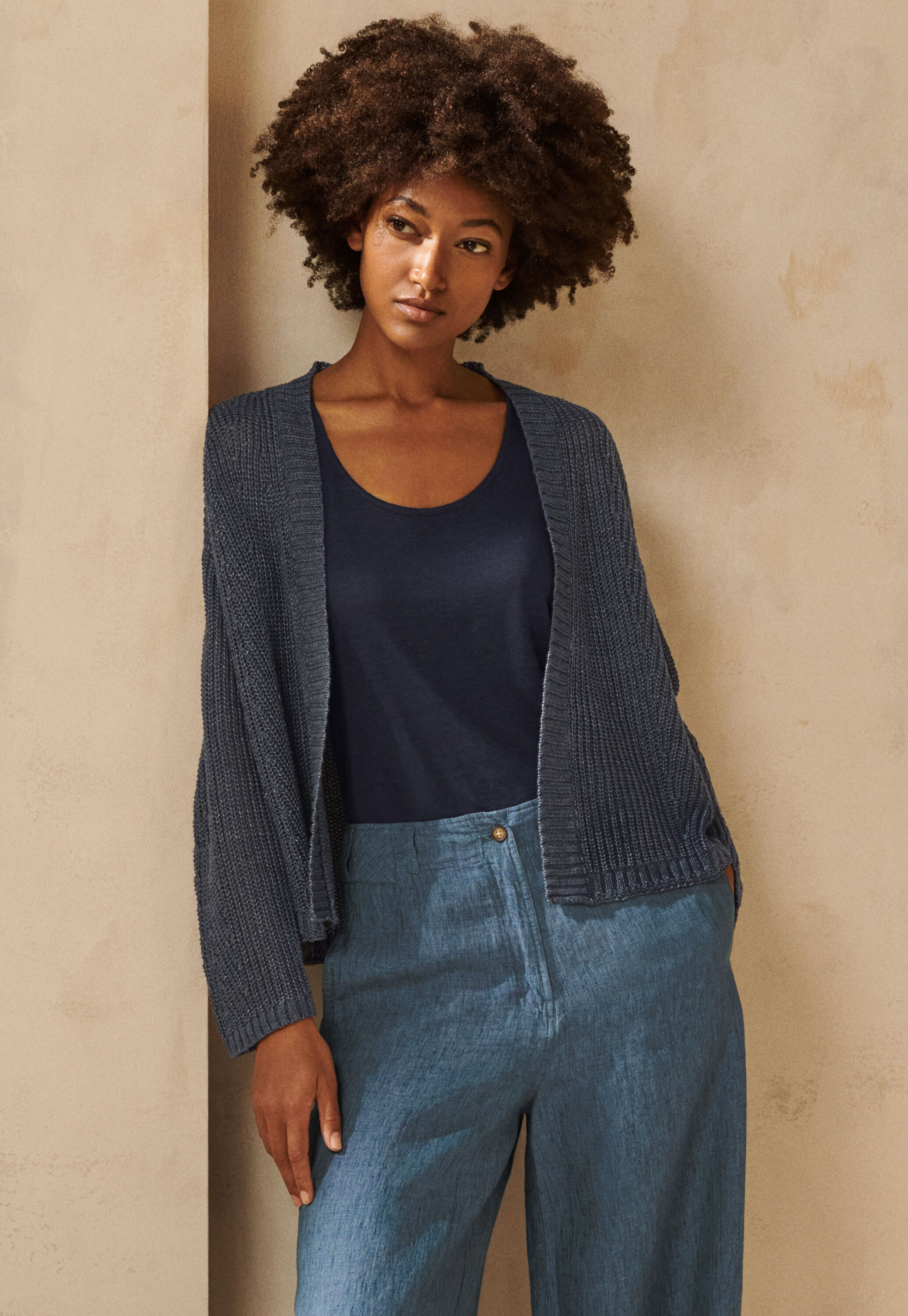 Edge-to-edge cardigan