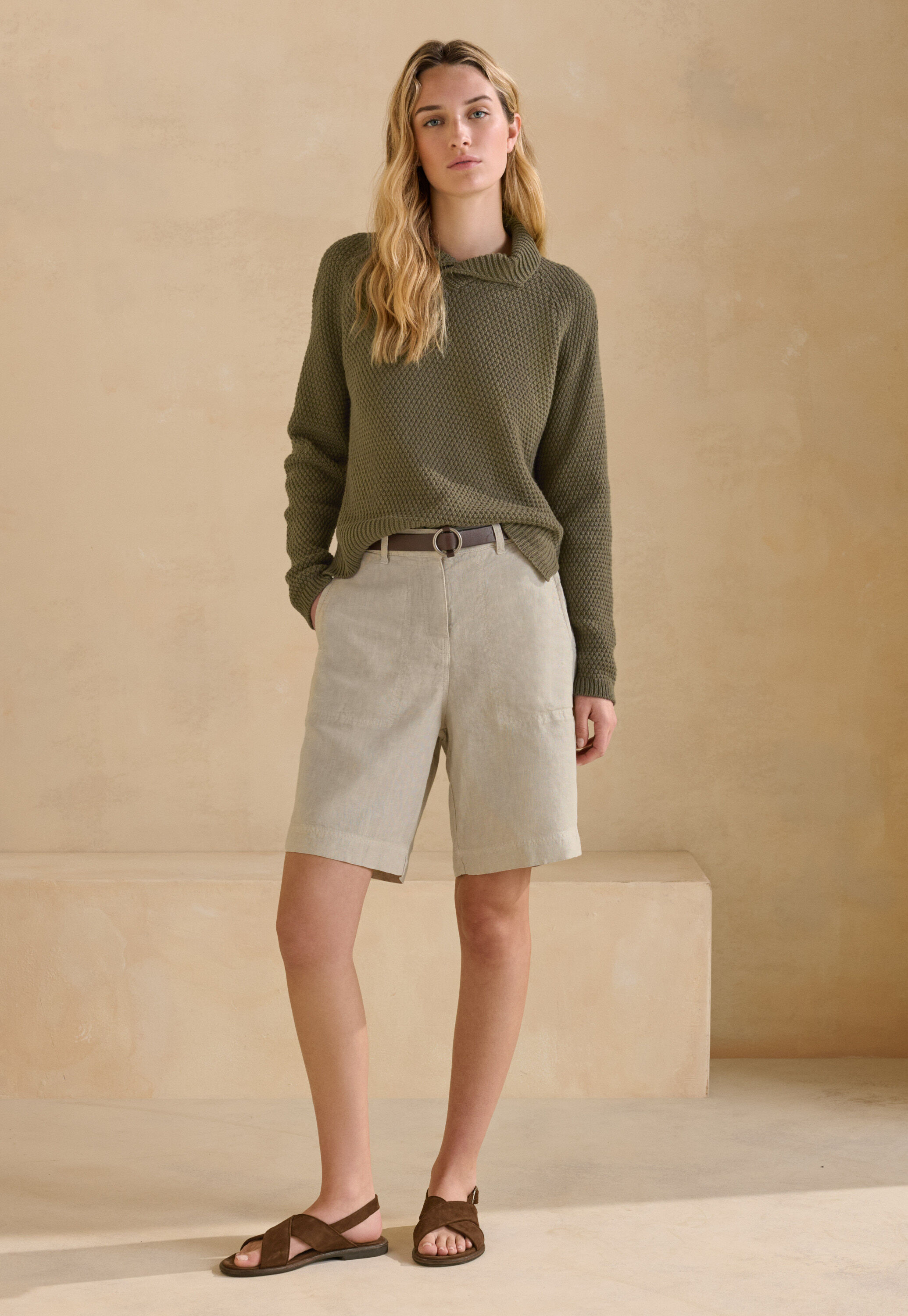 Moss-stitch collared sweater