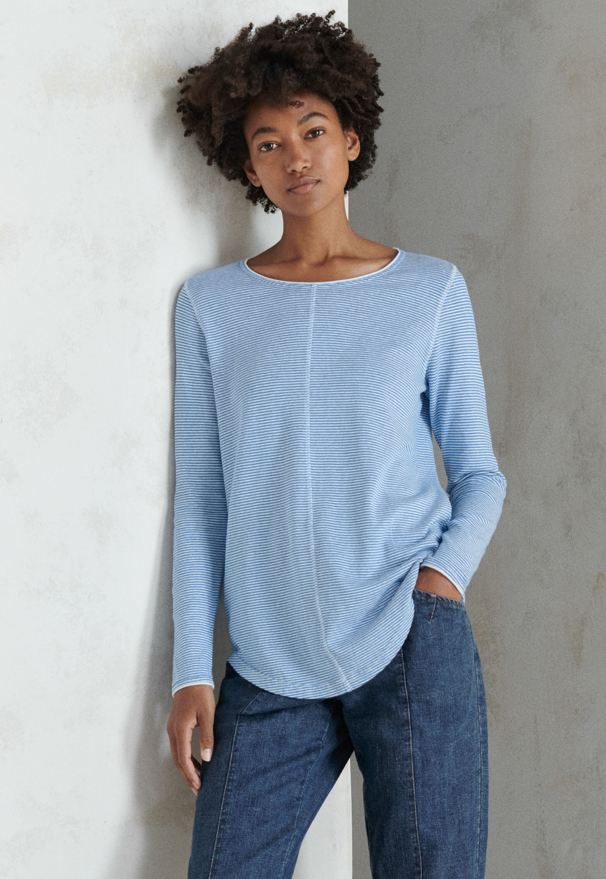 Funnel-neck top