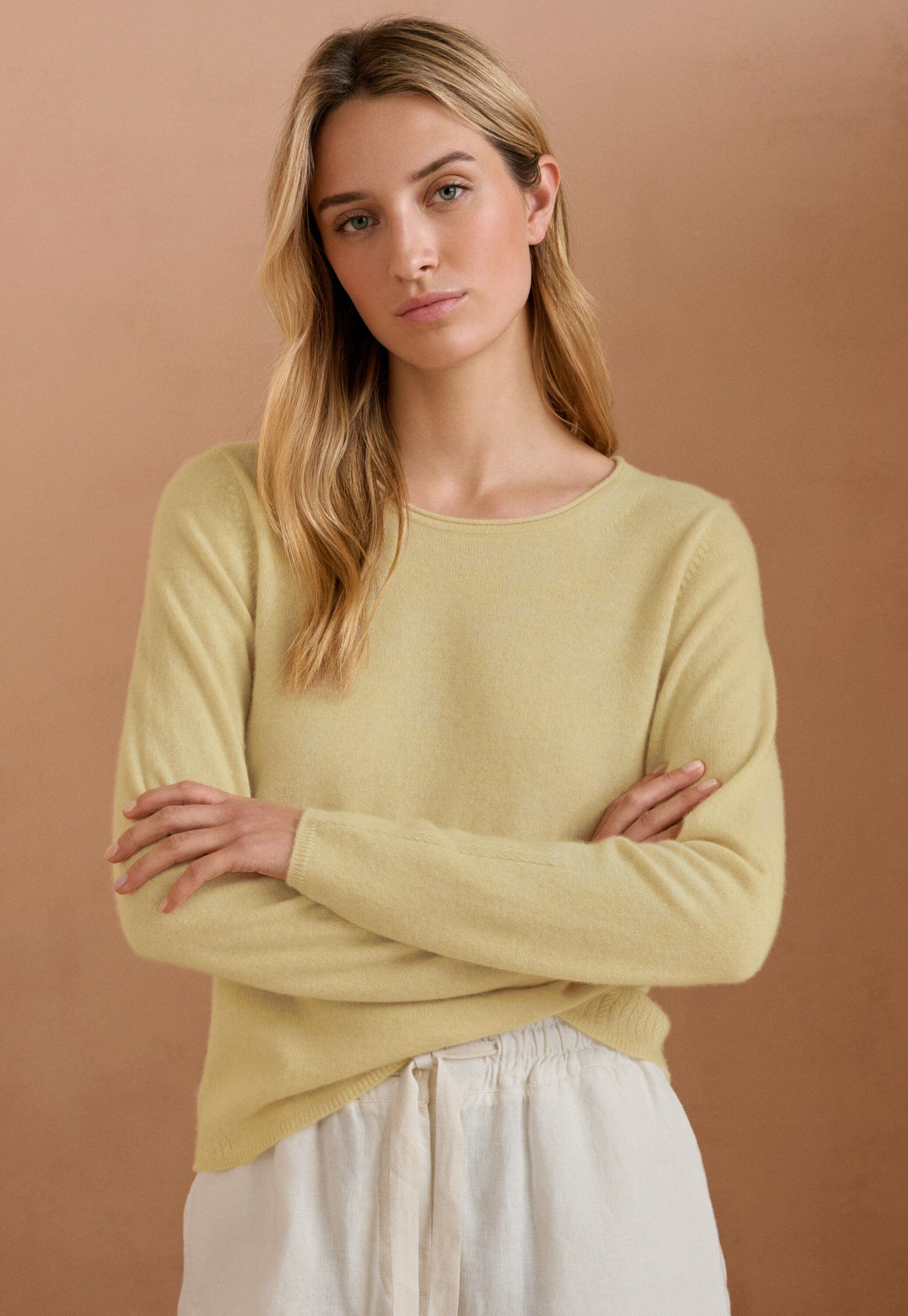 Crew-neck sweater, Lemon fawn, large