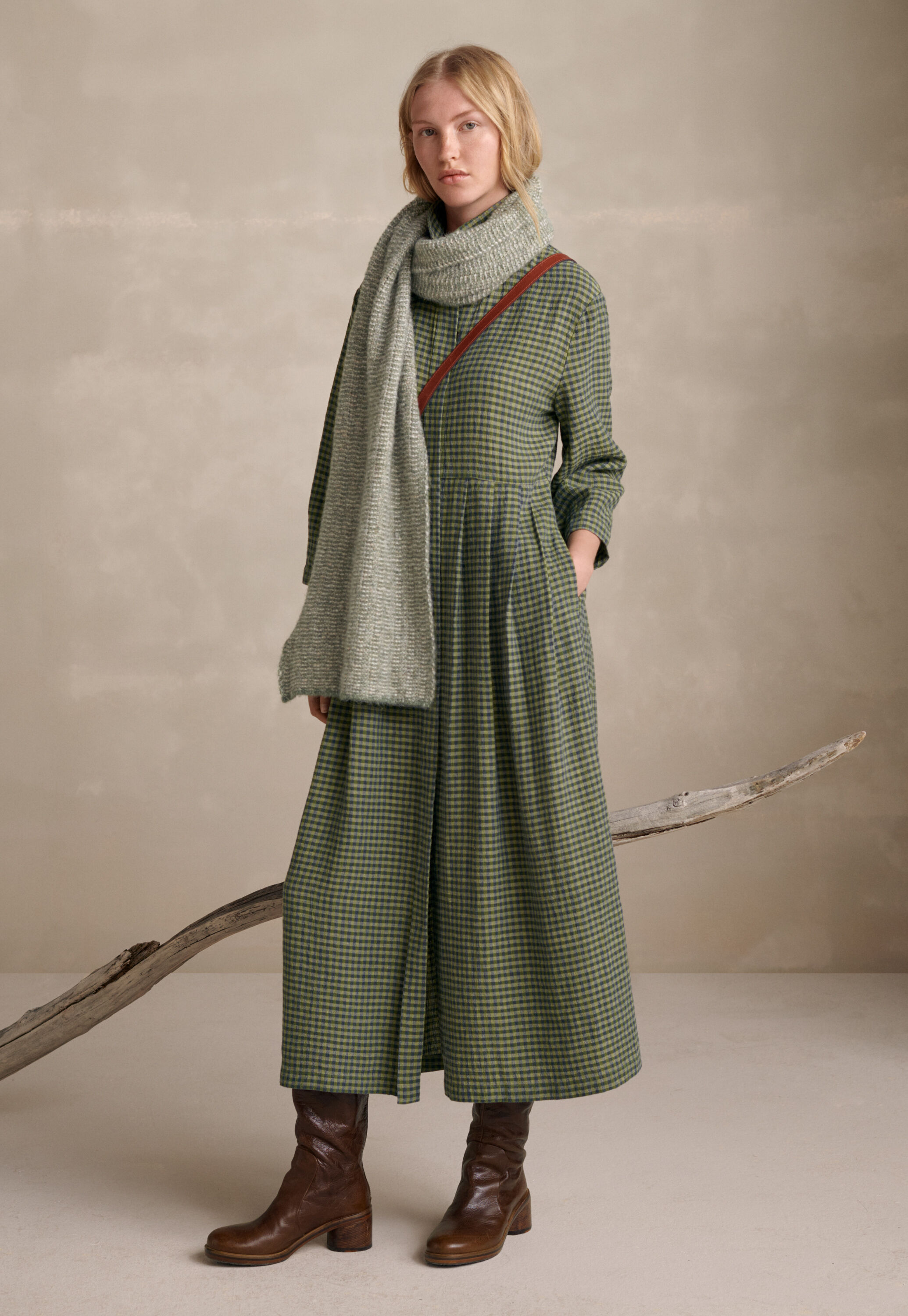 Knitted scarf