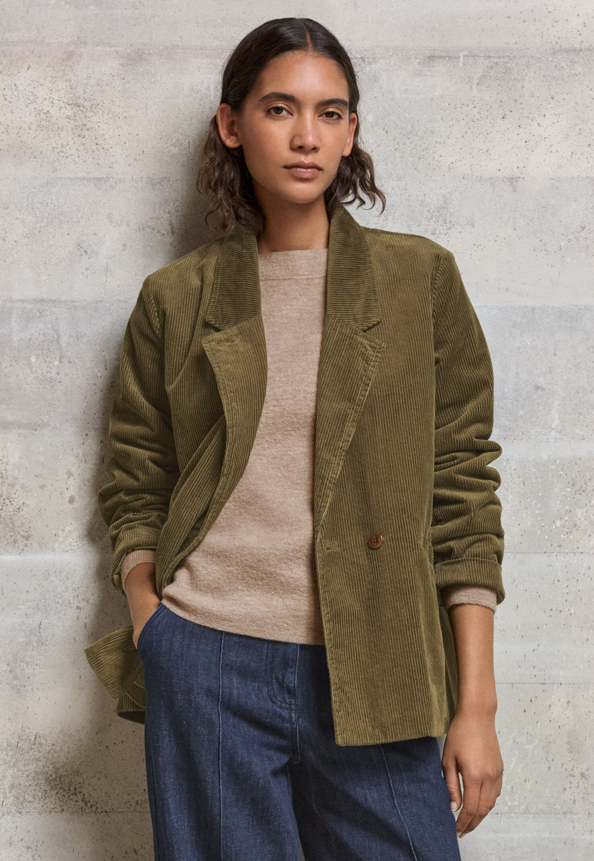 Straight-leg cord trouser