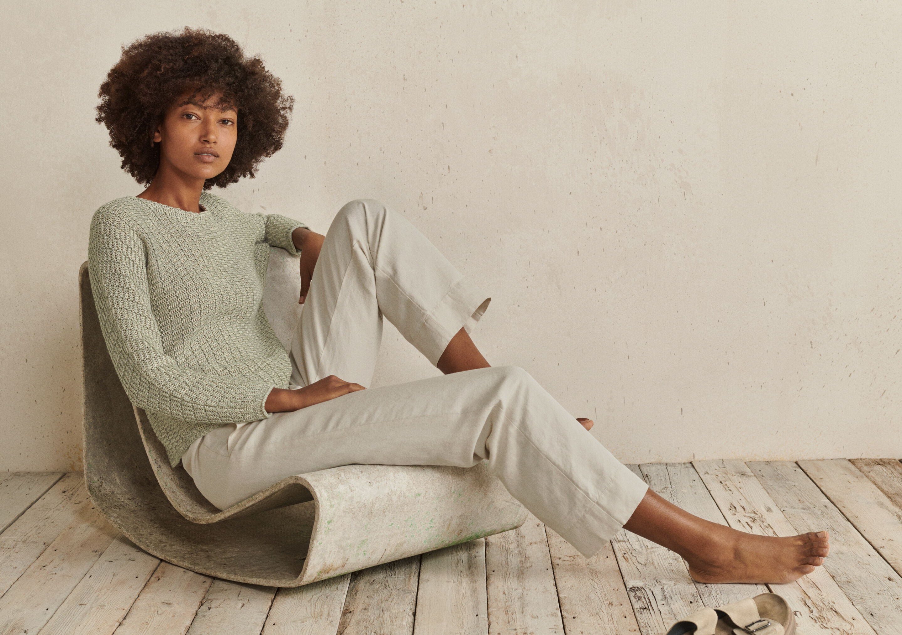 Straight-leg trousers
