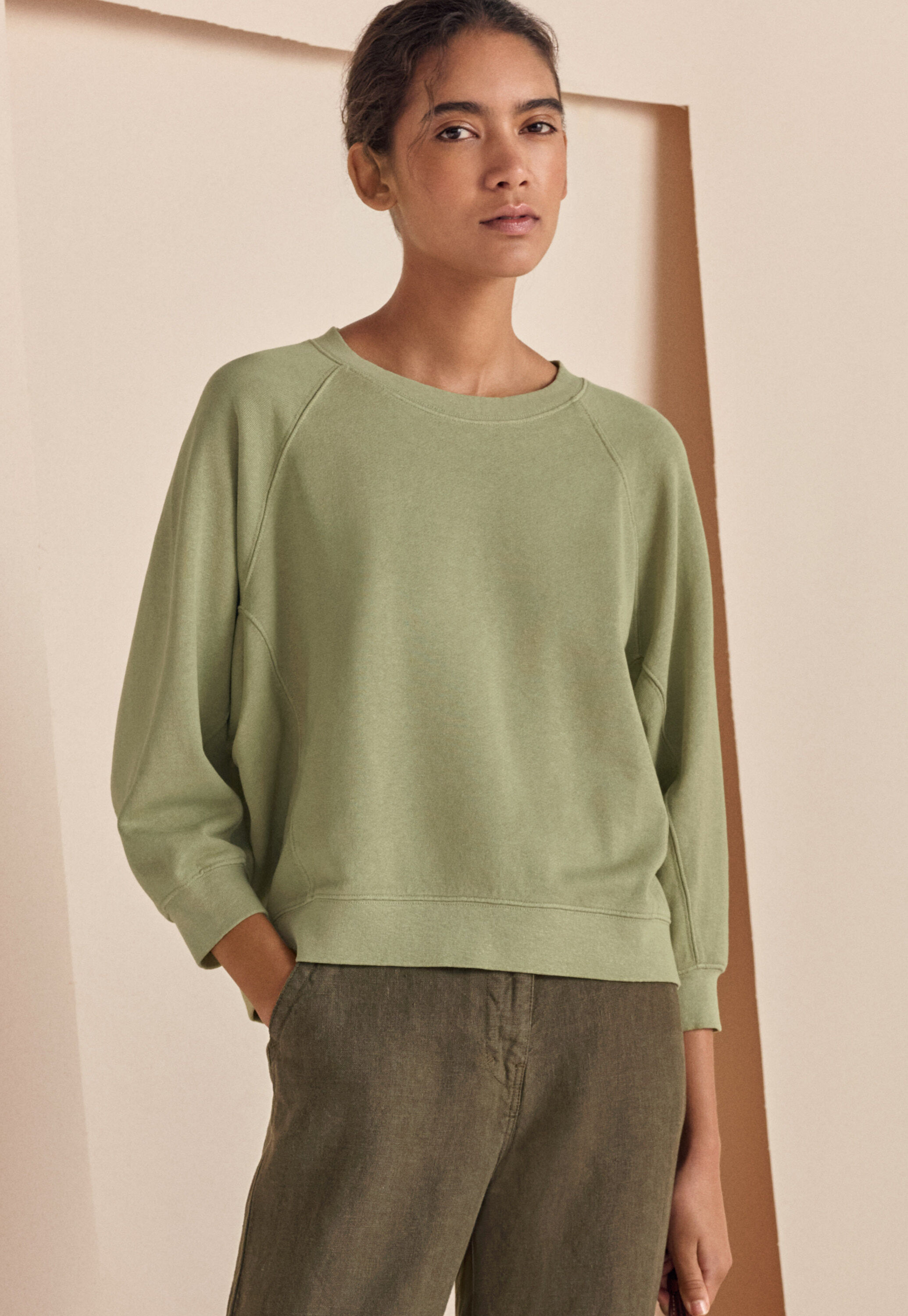 Button-through rib top