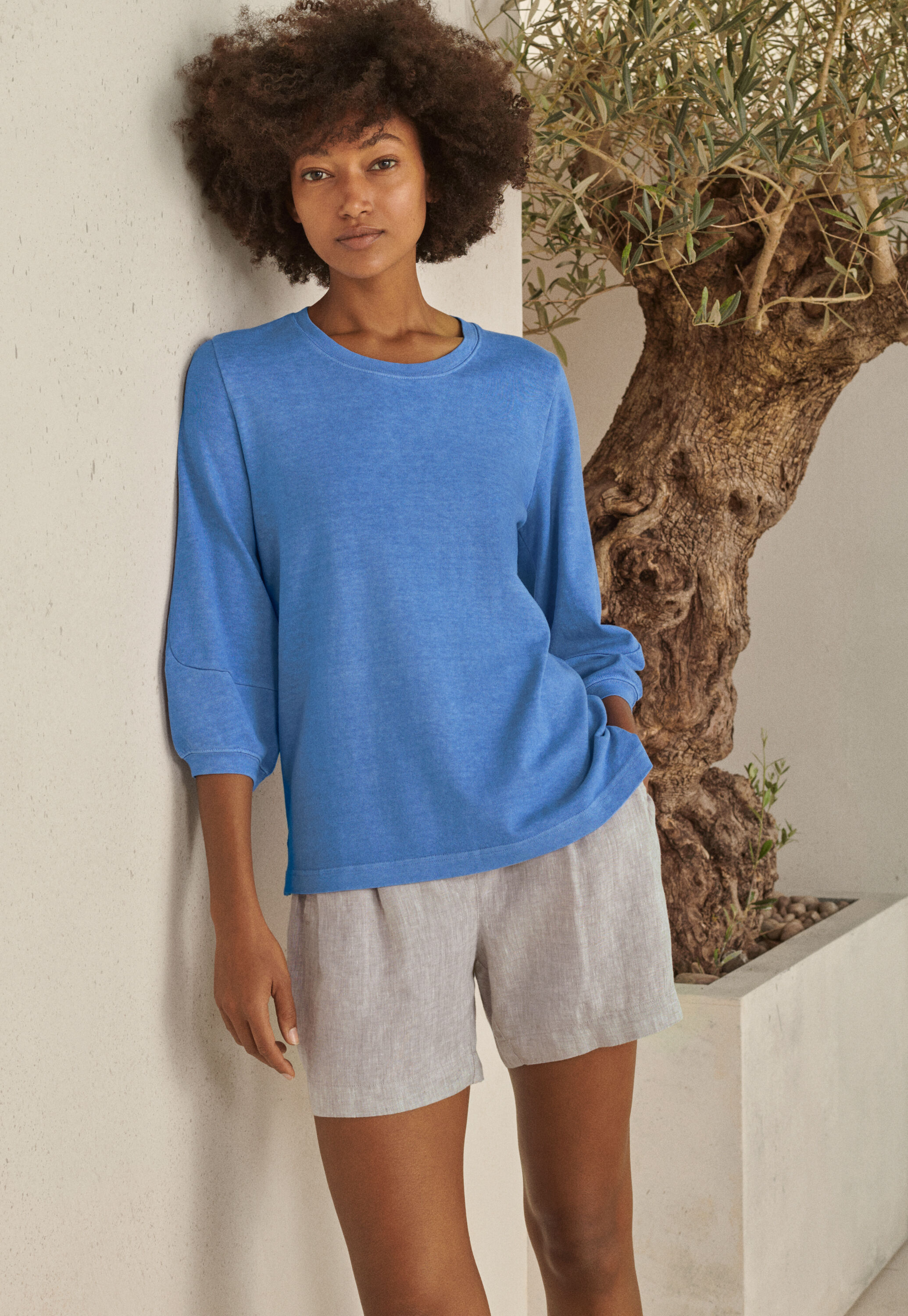Pleat-front shorts