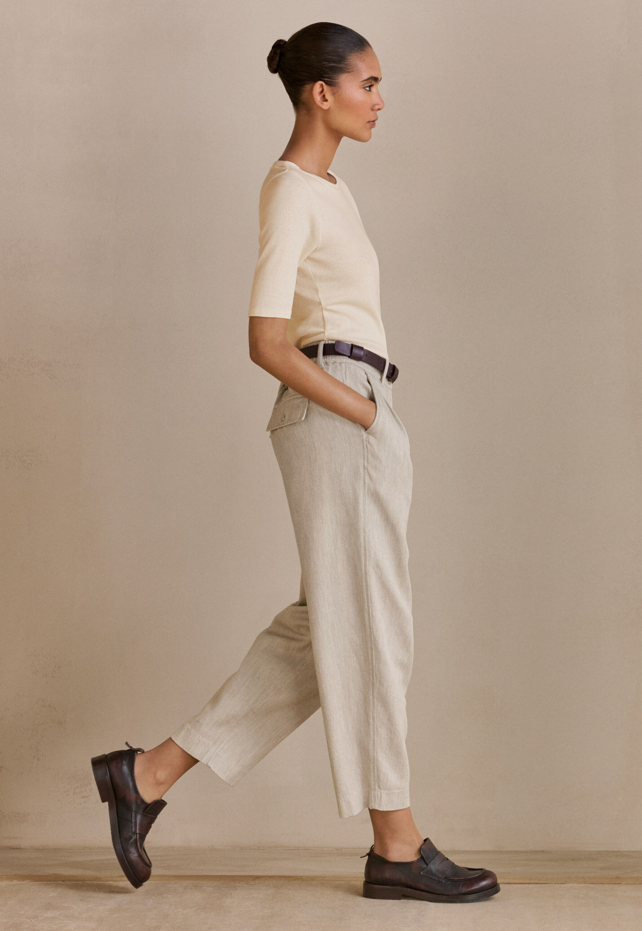 Tapered trousers, Fawn, large