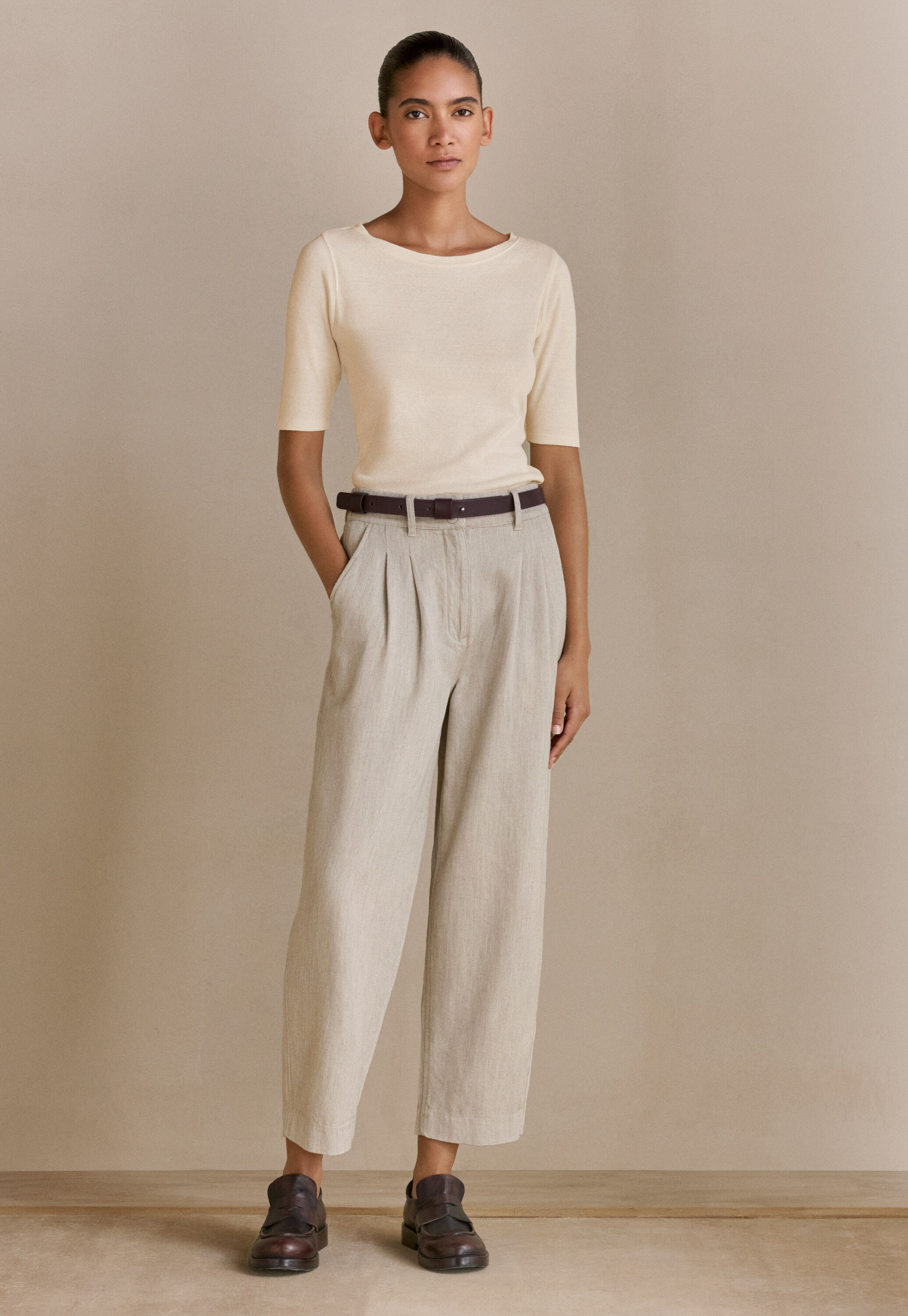Tapered trousers, Fawn, large