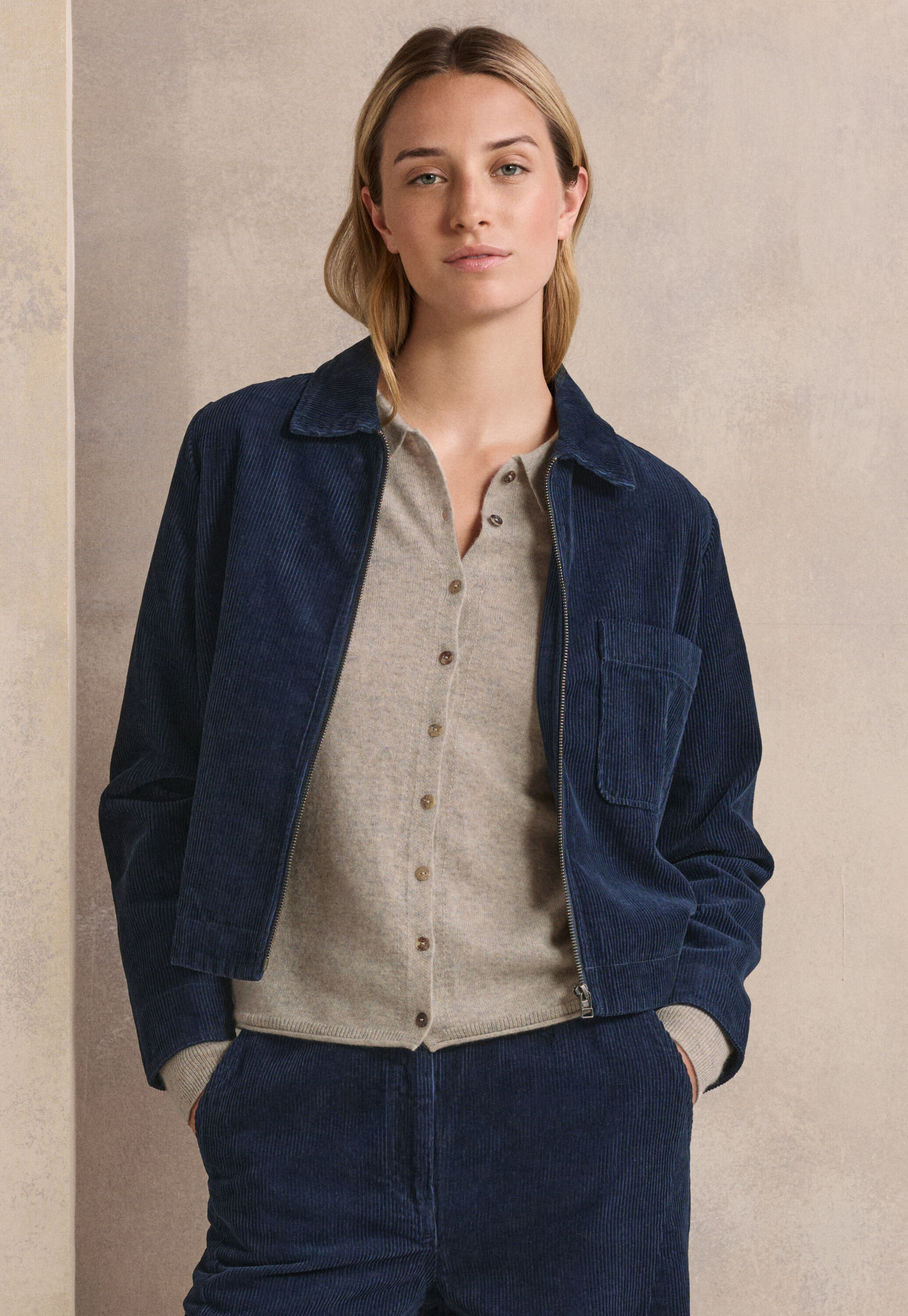 Edge-to-edge cardigan
