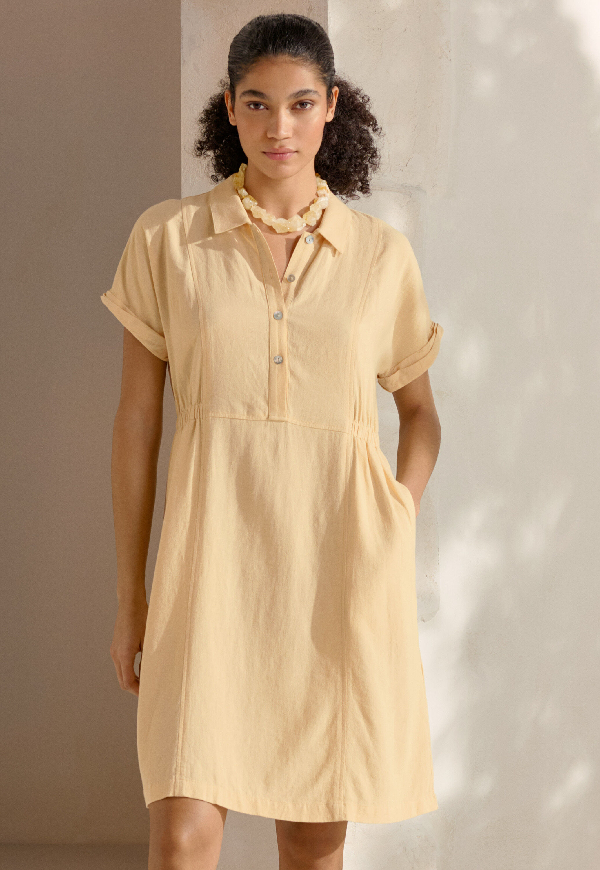 Collared short dress