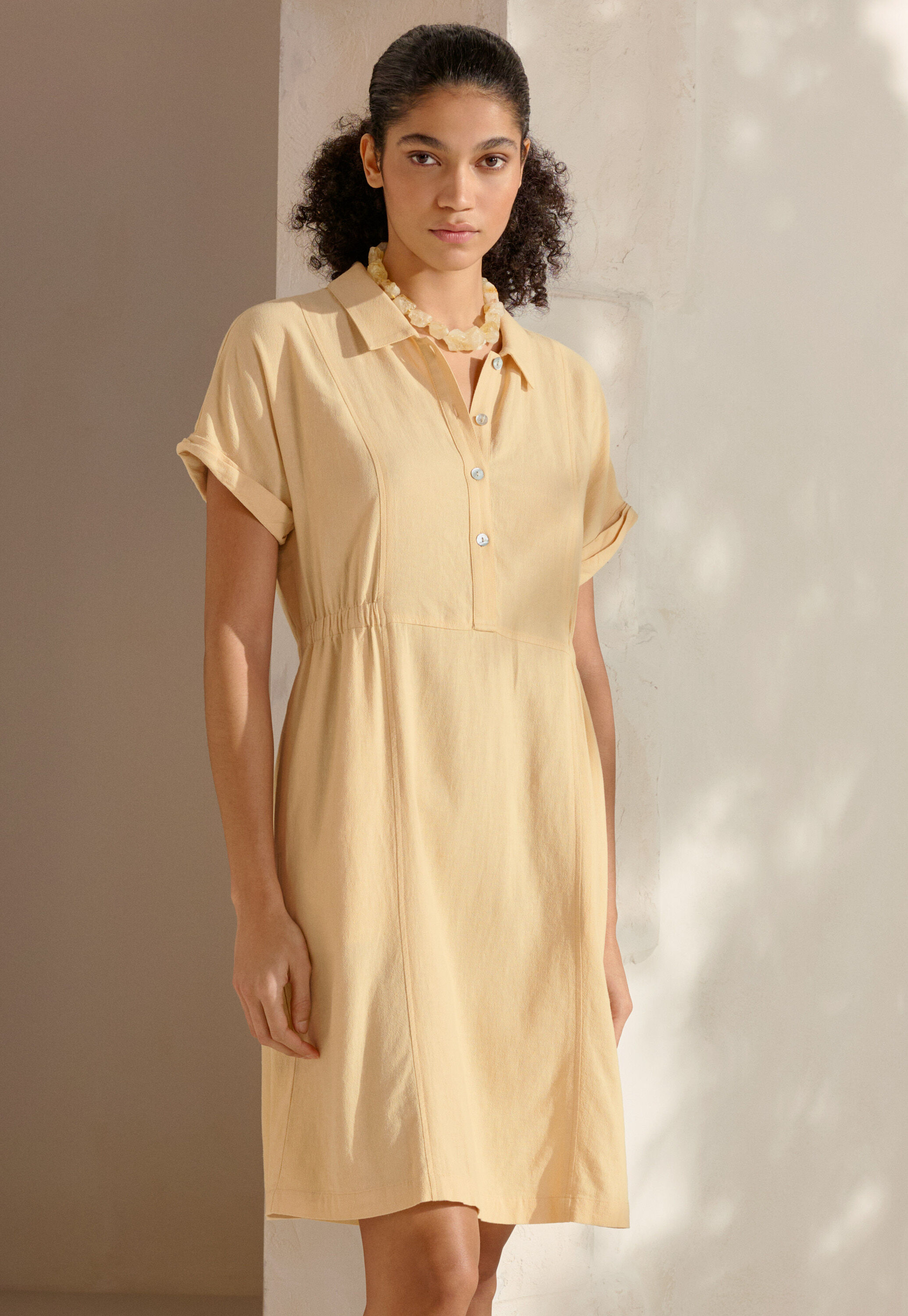 Collared short dress