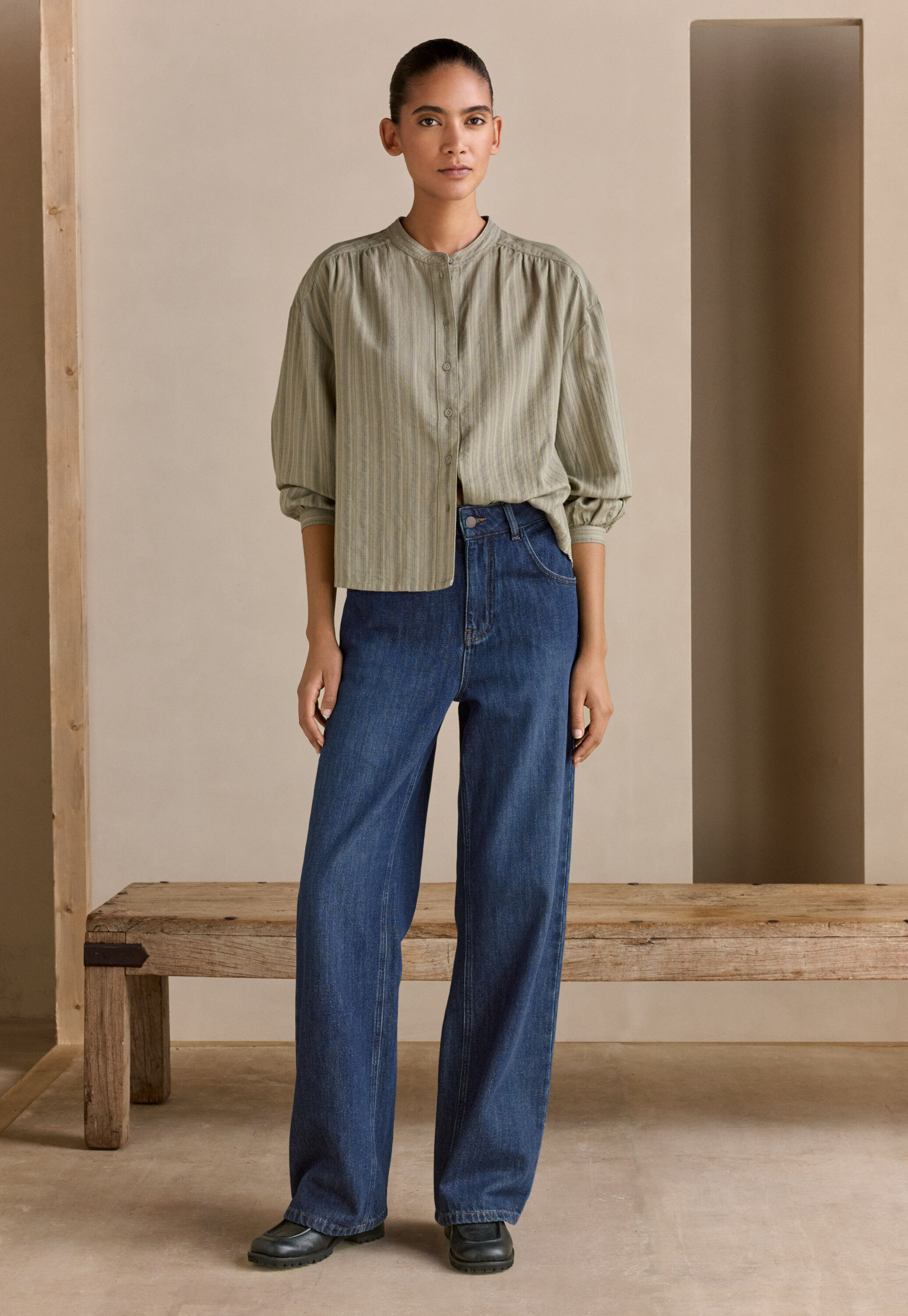 Indigo straight-leg jeans