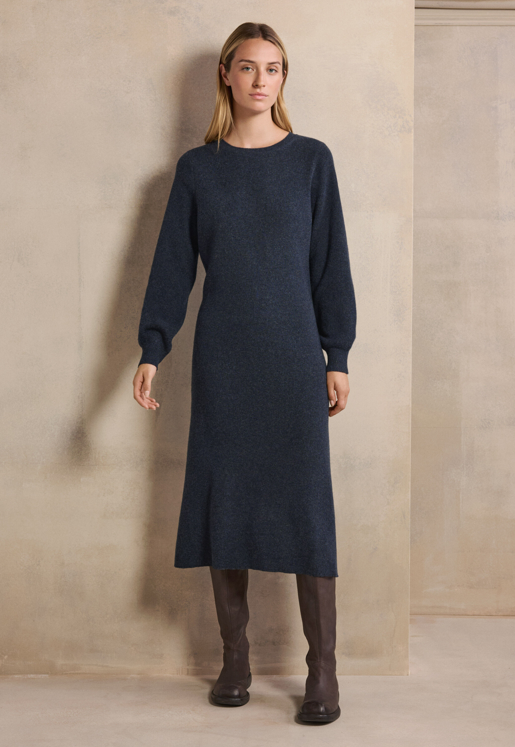 Long knitted dress