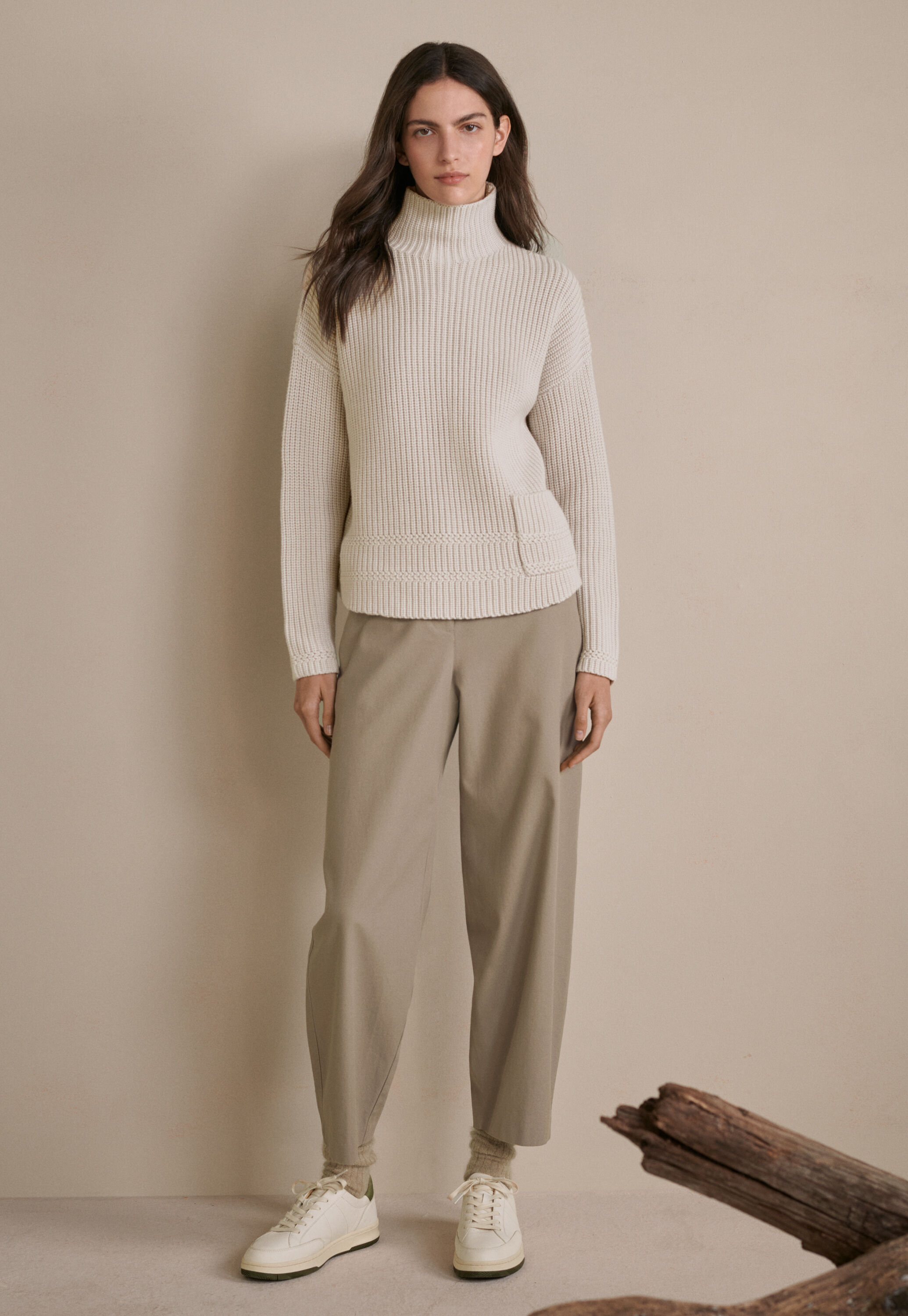 Ankle-length trousers
