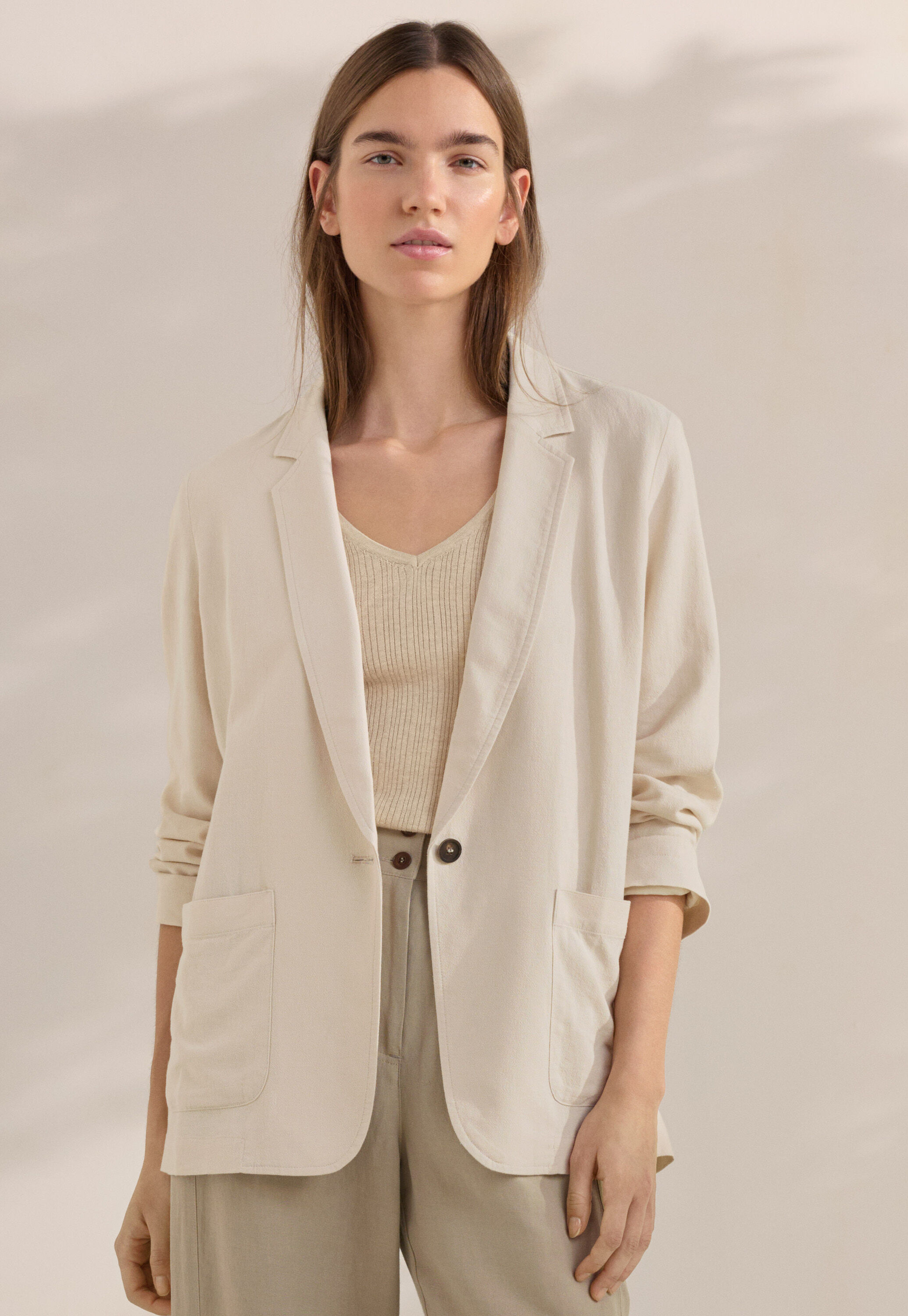 Patch-pocket blazer, Pale natural, large