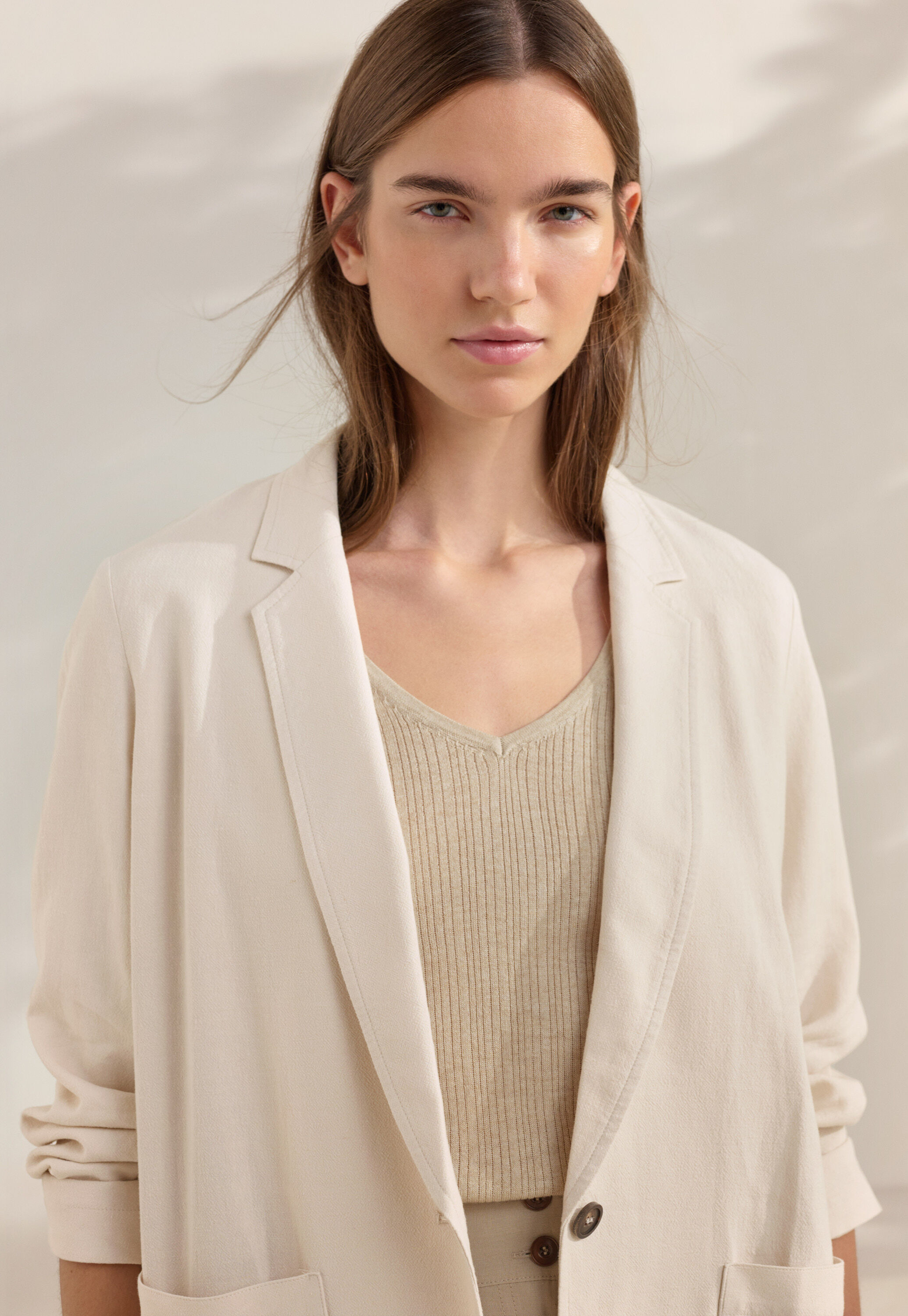 Patch-pocket blazer, Pale natural, large