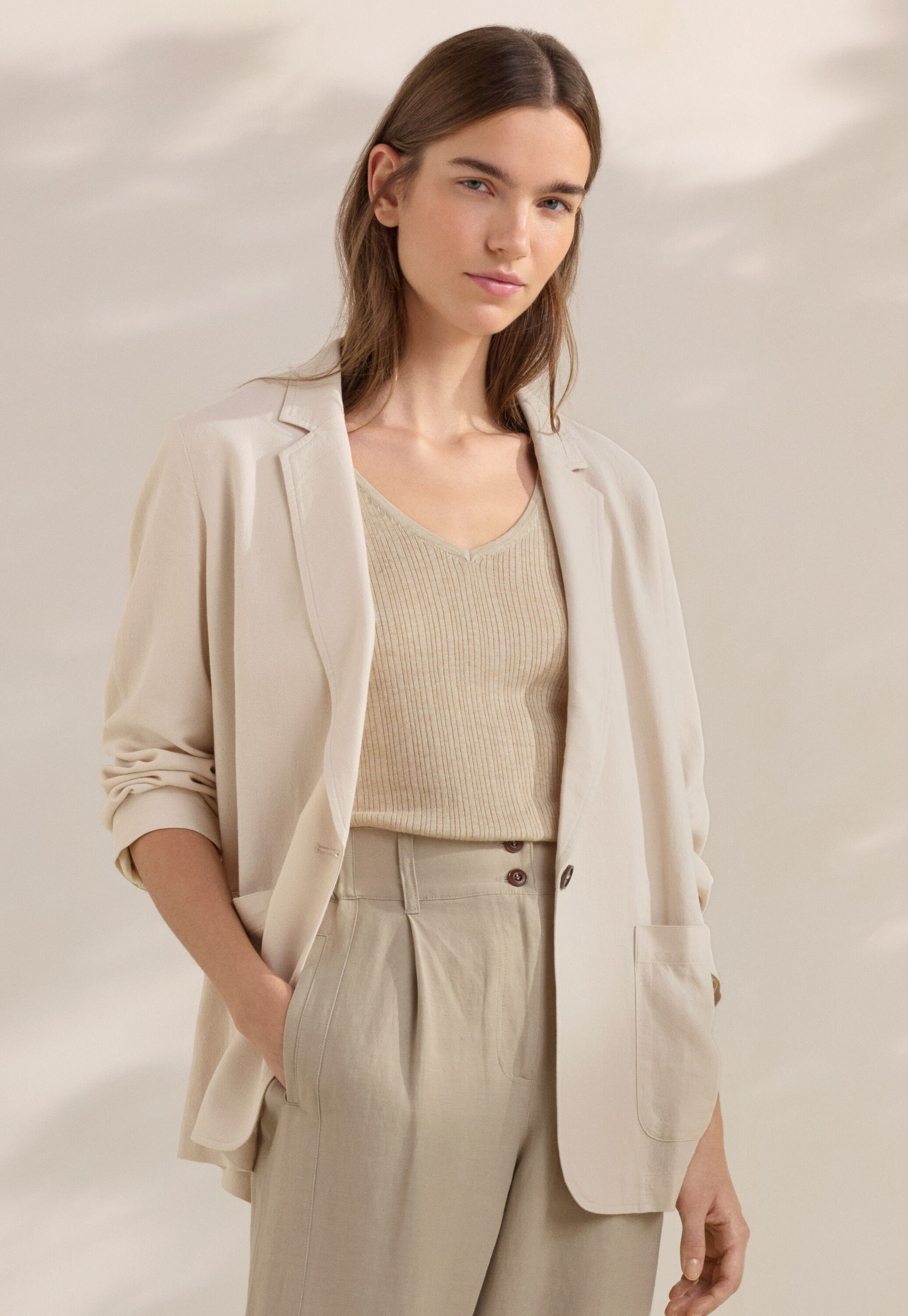 Patch-pocket blazer, Pale natural, large