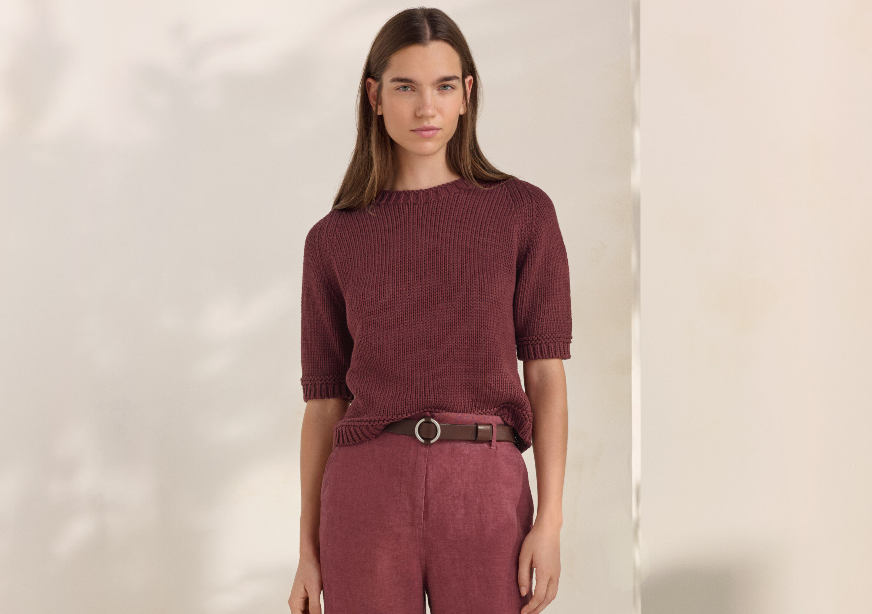 Short-sleeve sweater
