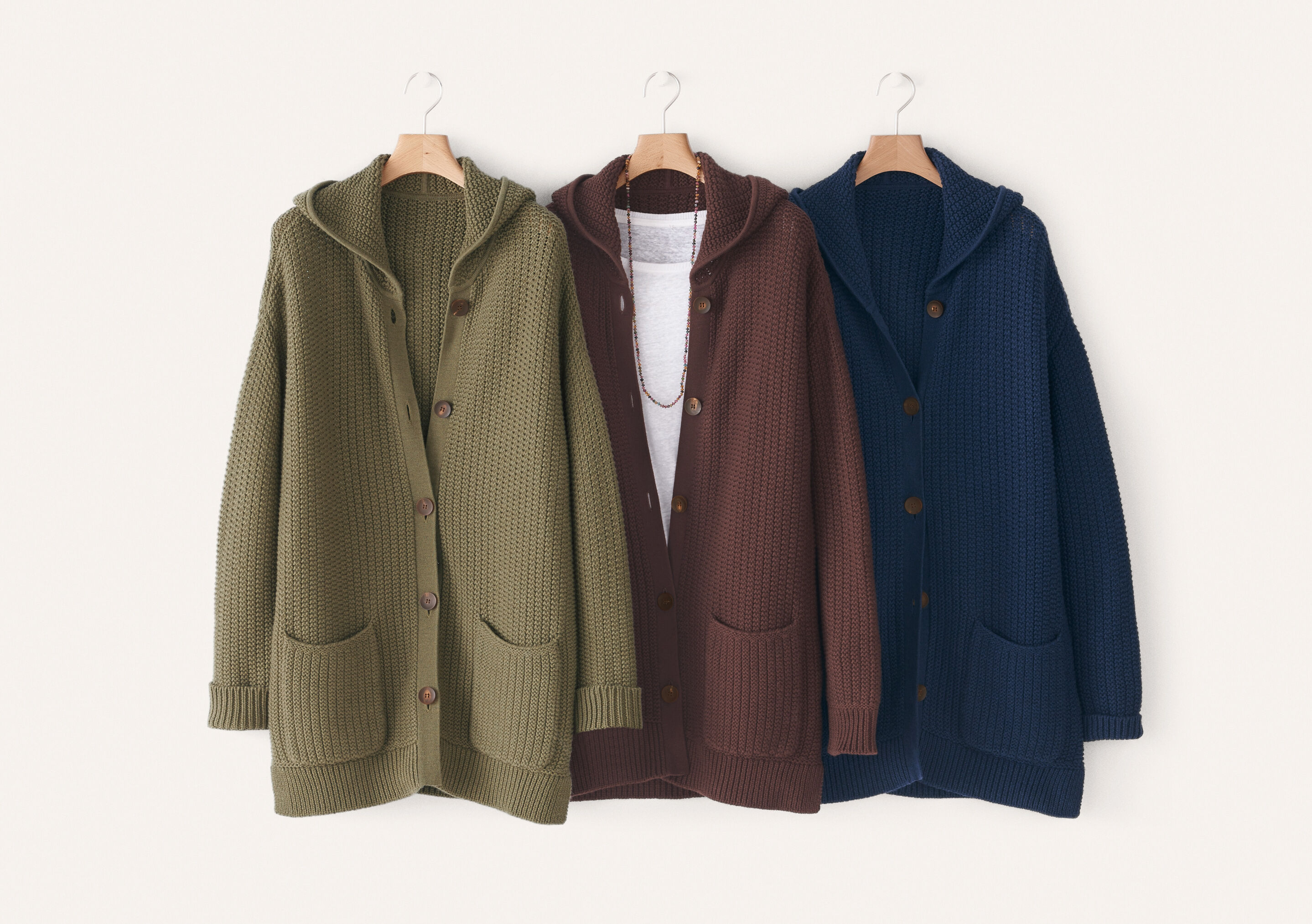 Knitted hooded jacket