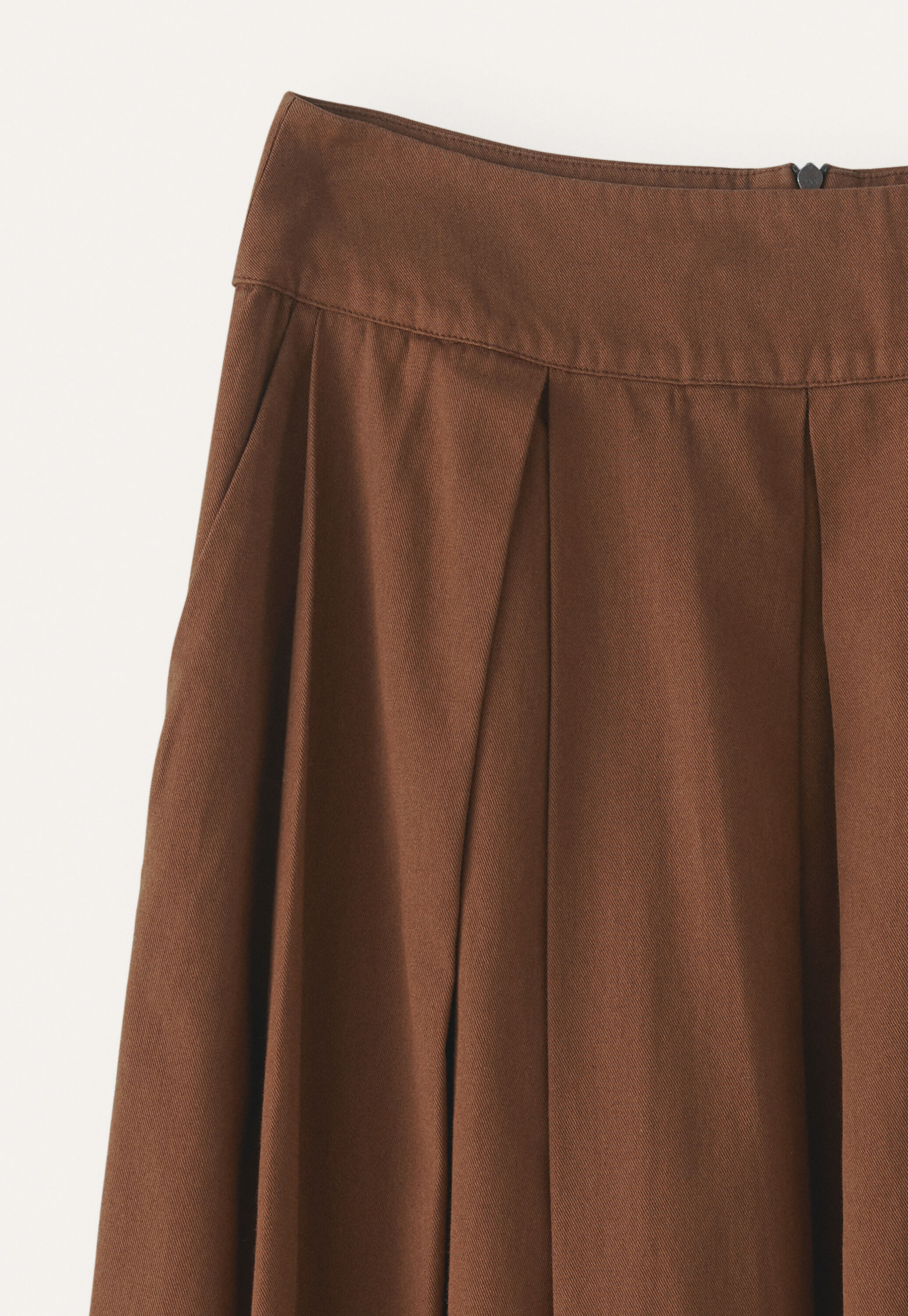 Box pleat skirt