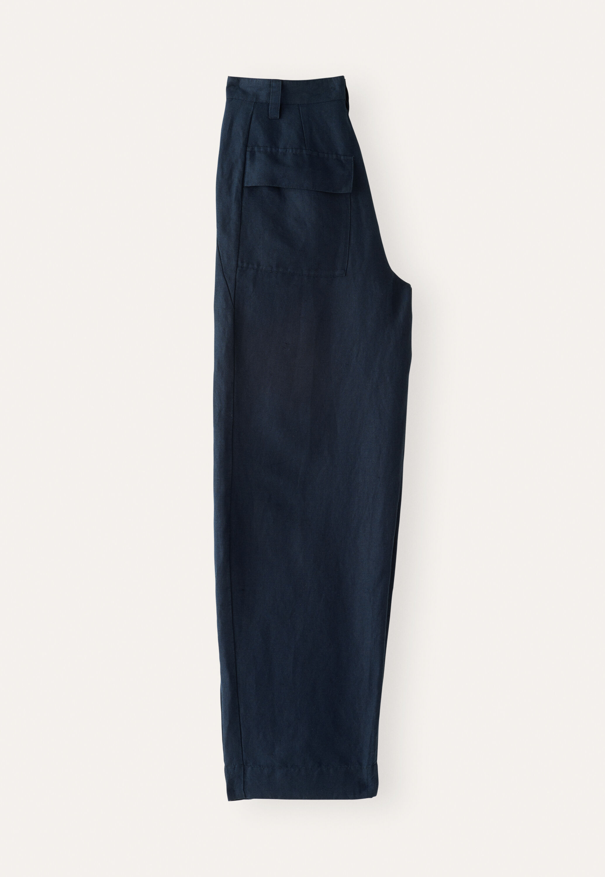 Wide tapered trousers