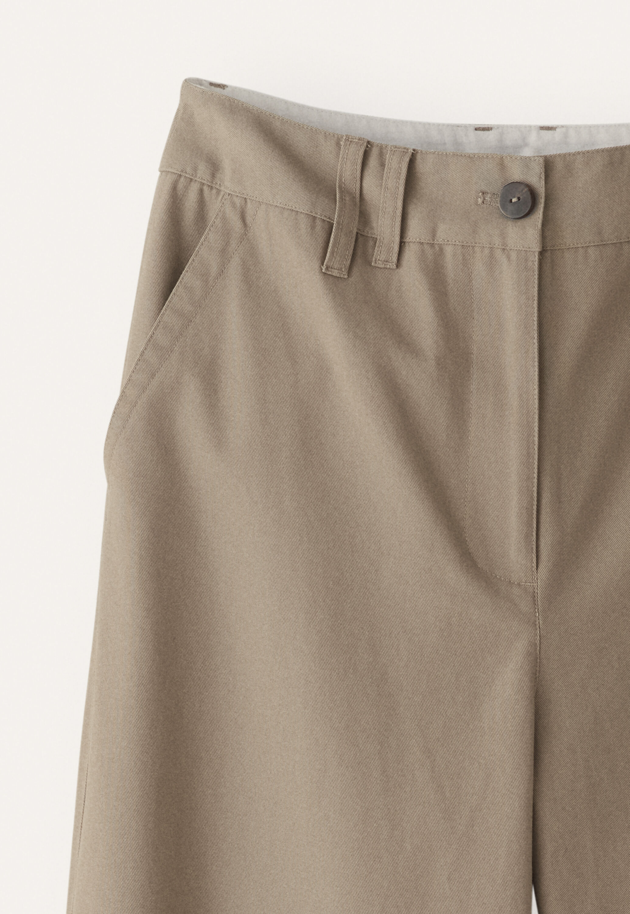 Ankle-length trousers