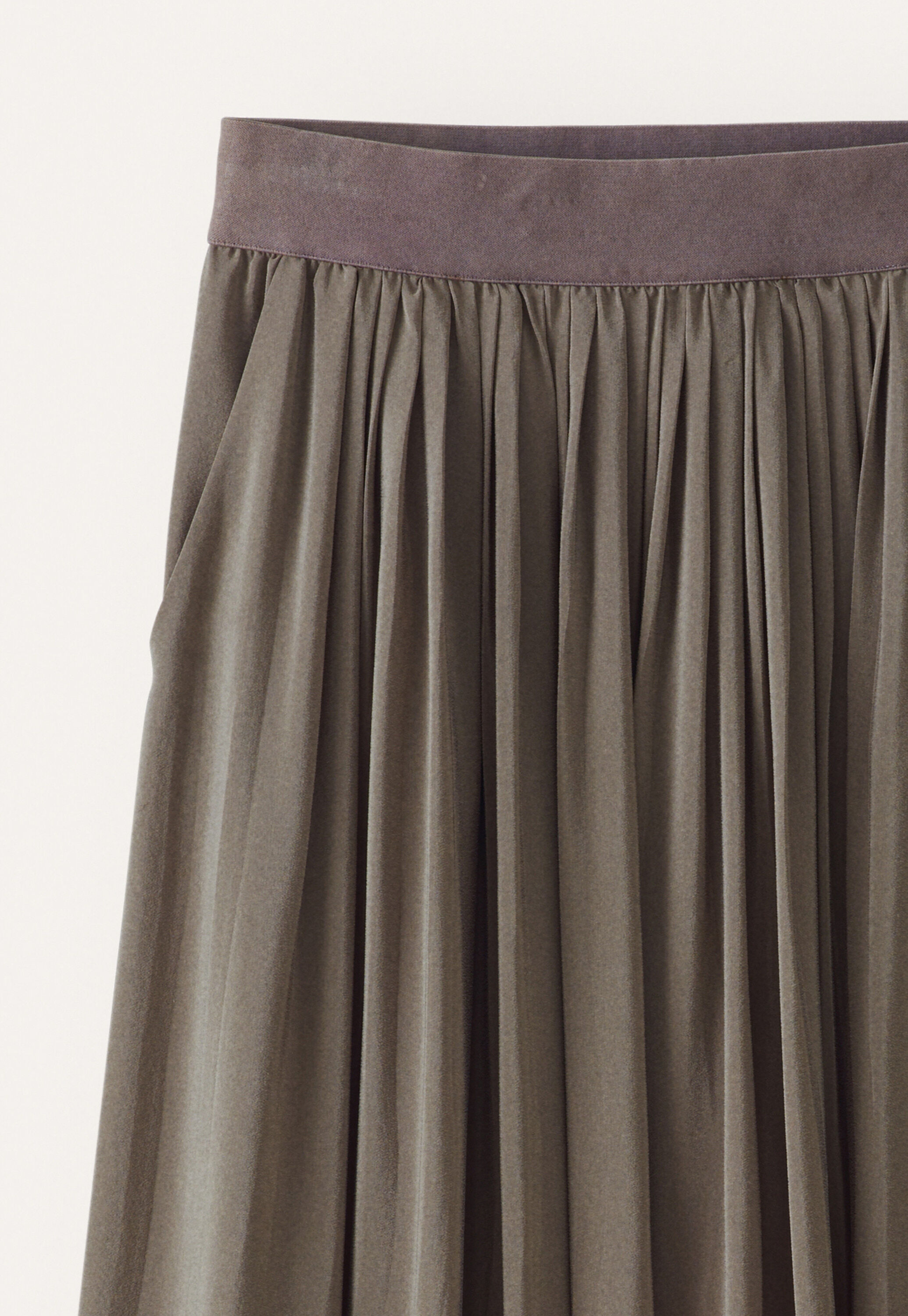 Long pleated skirt, Taupe grey, large