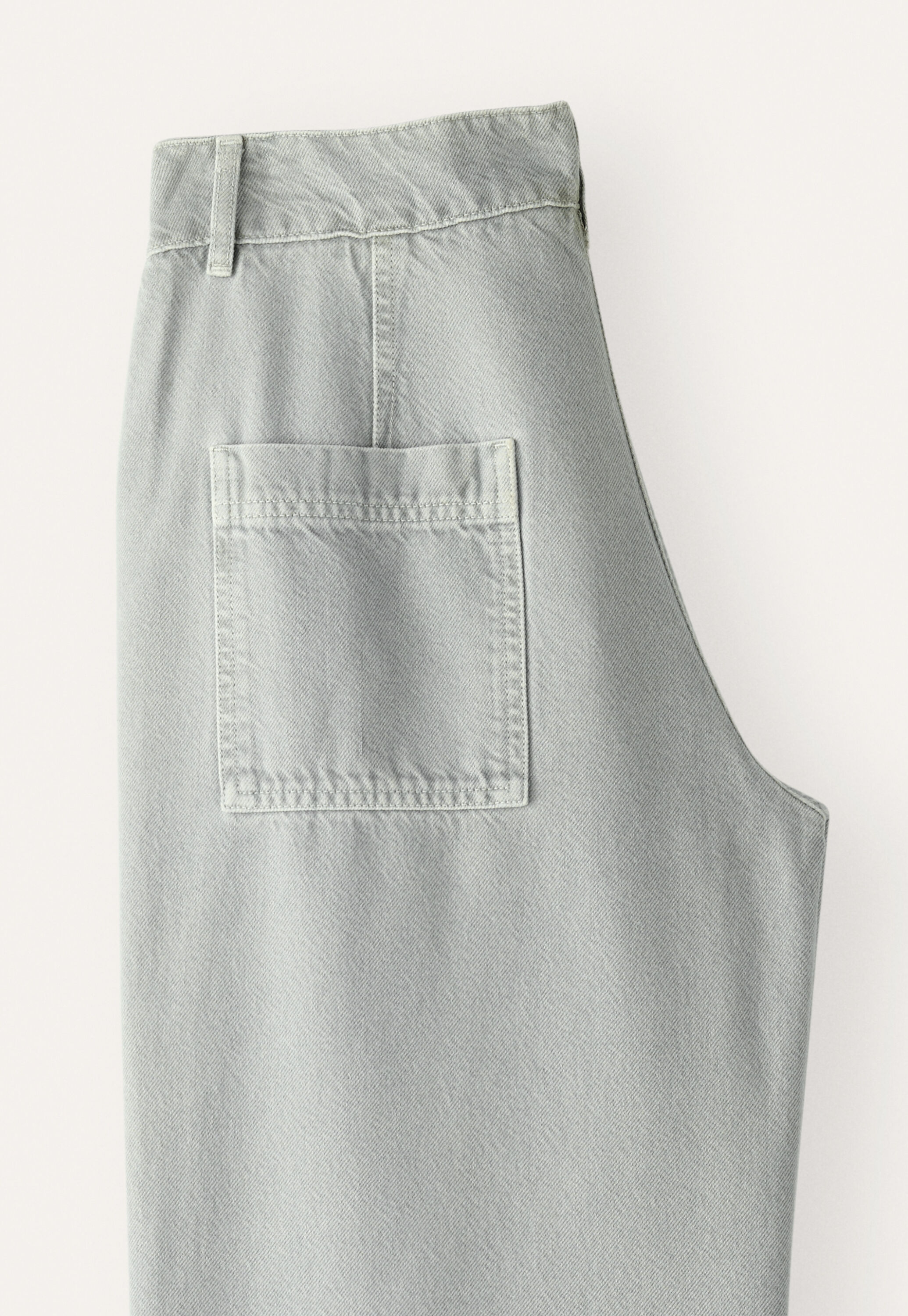 Straight-leg trousers