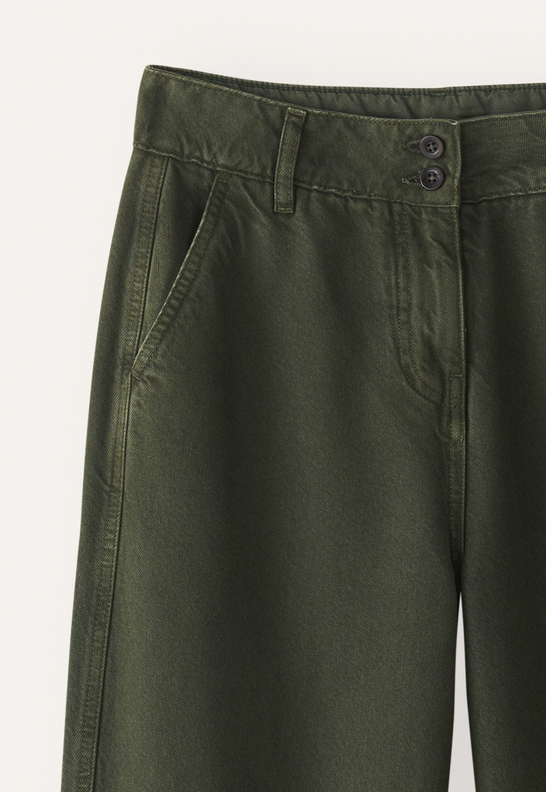 Straight-leg trousers