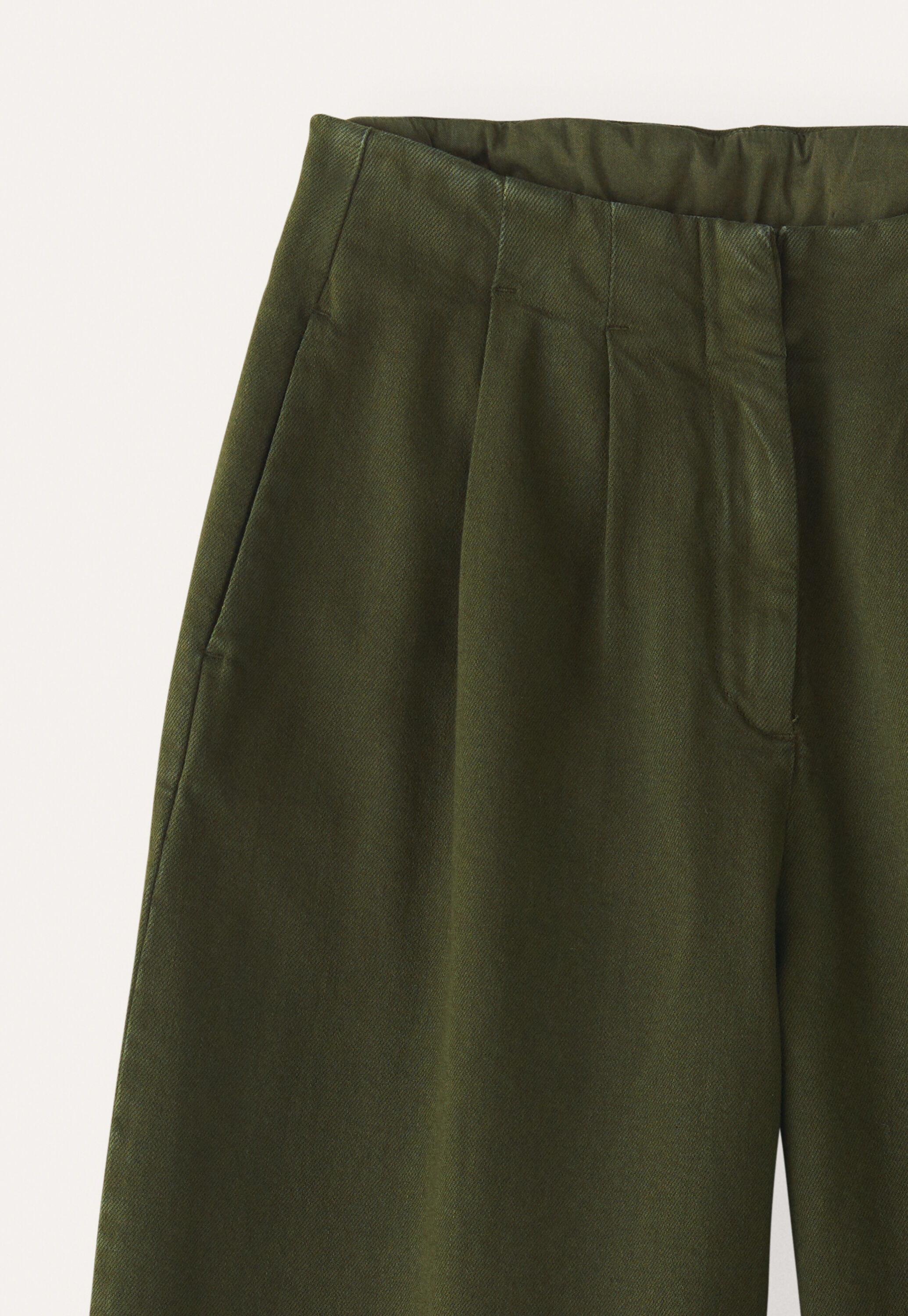 Pleat-front cropped trousers