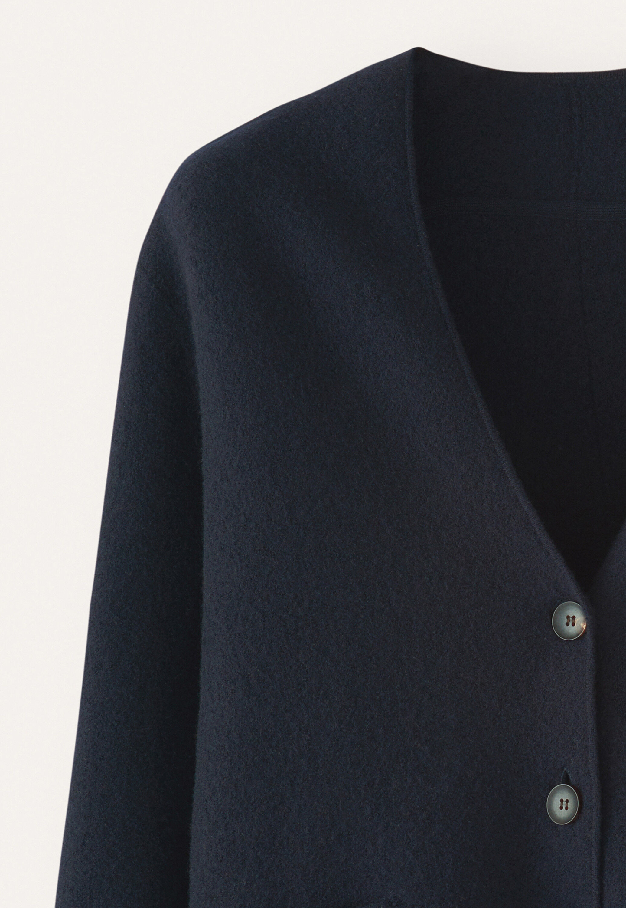 Short knitted jacket