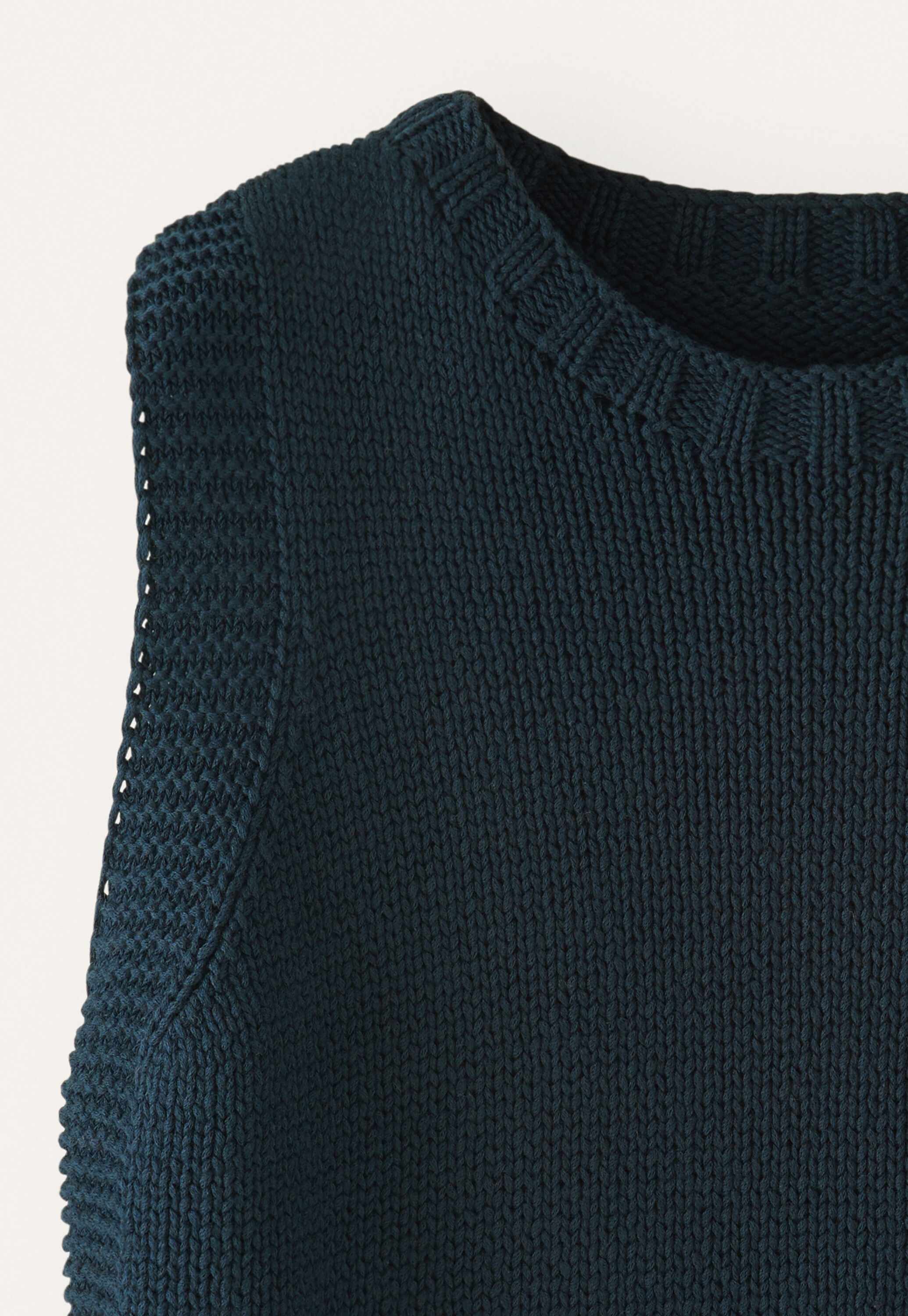 Sleeveless sweater