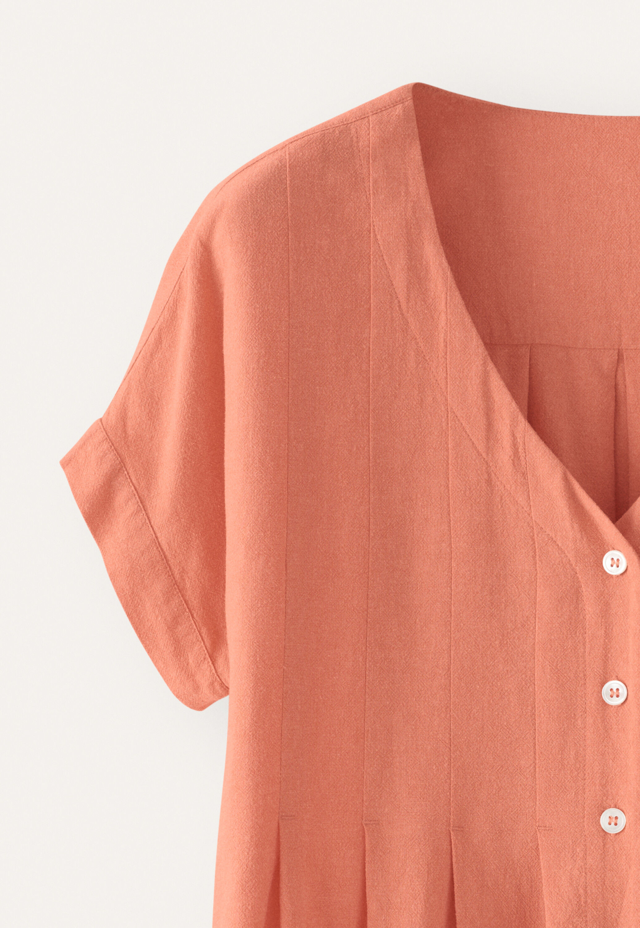 Pleat-front top
