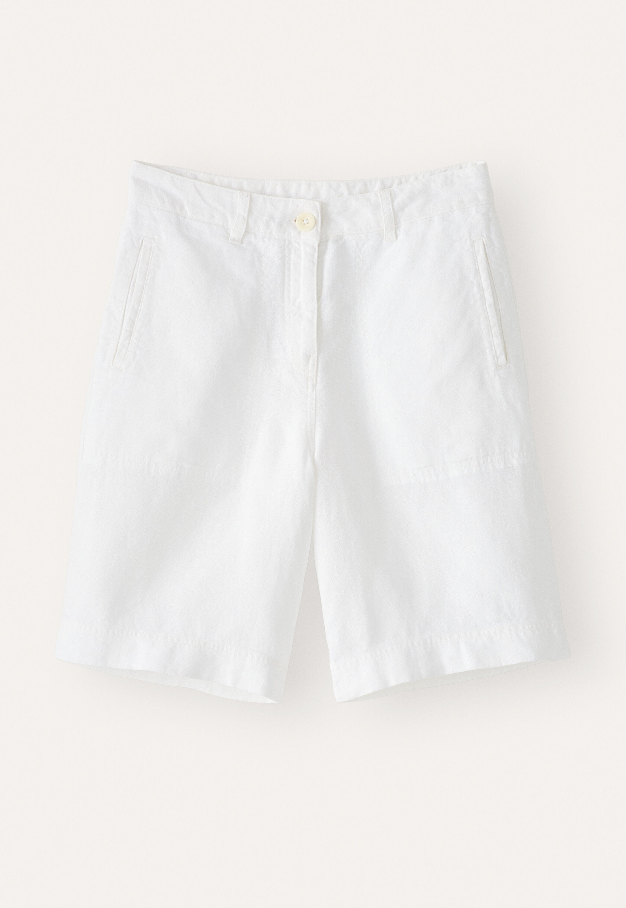 Relaxed shorts