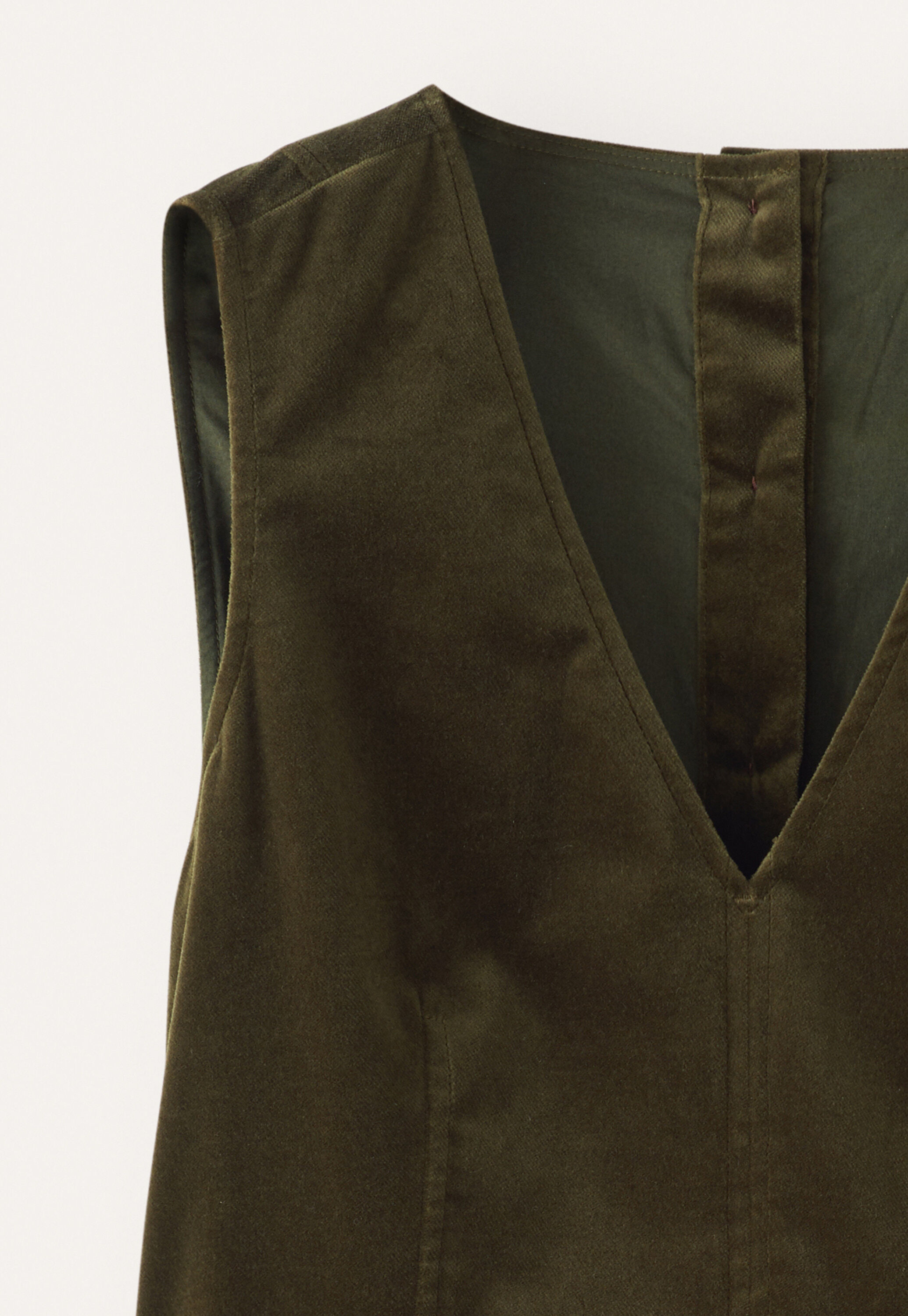 Velvet sleeveless dress