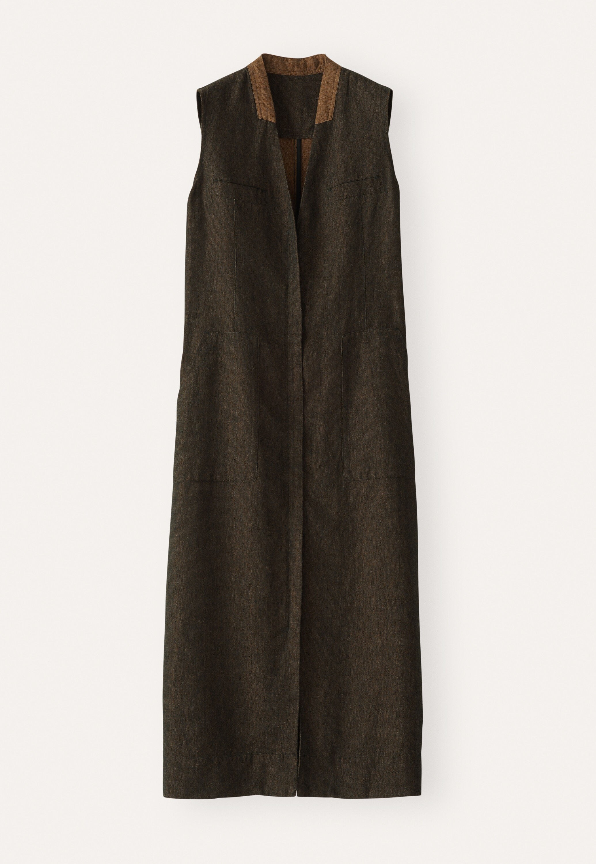 Sleeveless dress