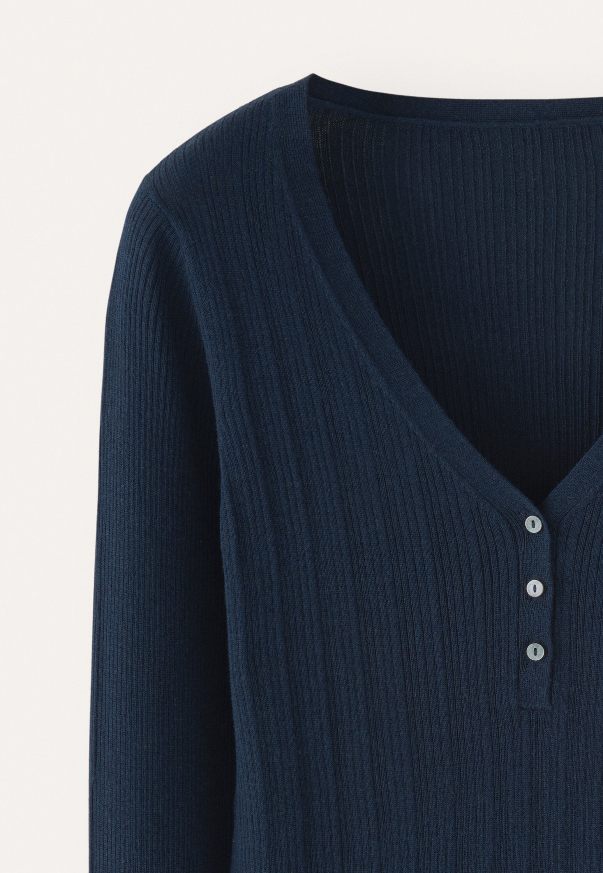 Ribbed v-neck sweater