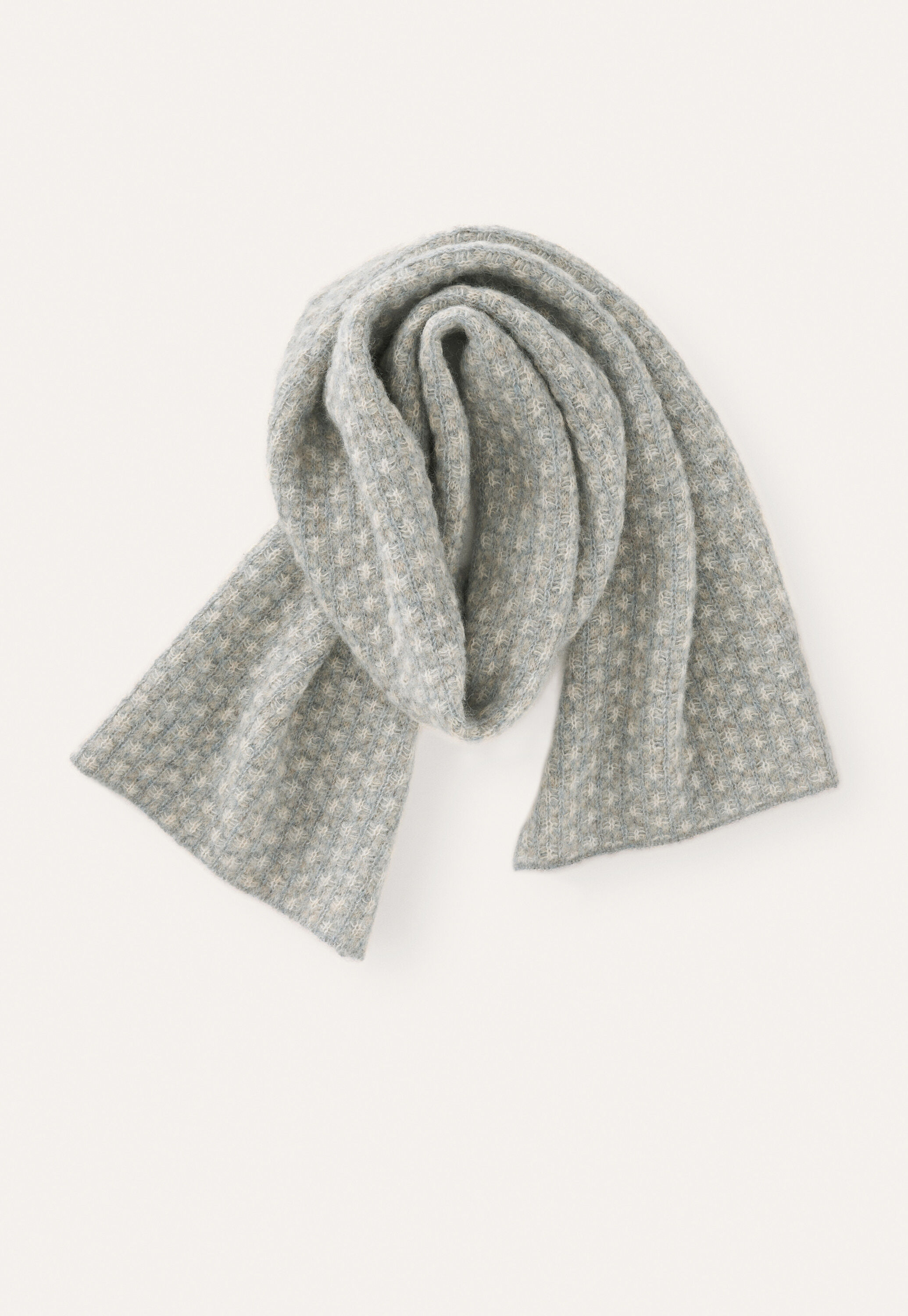 Stitch-detail scarf