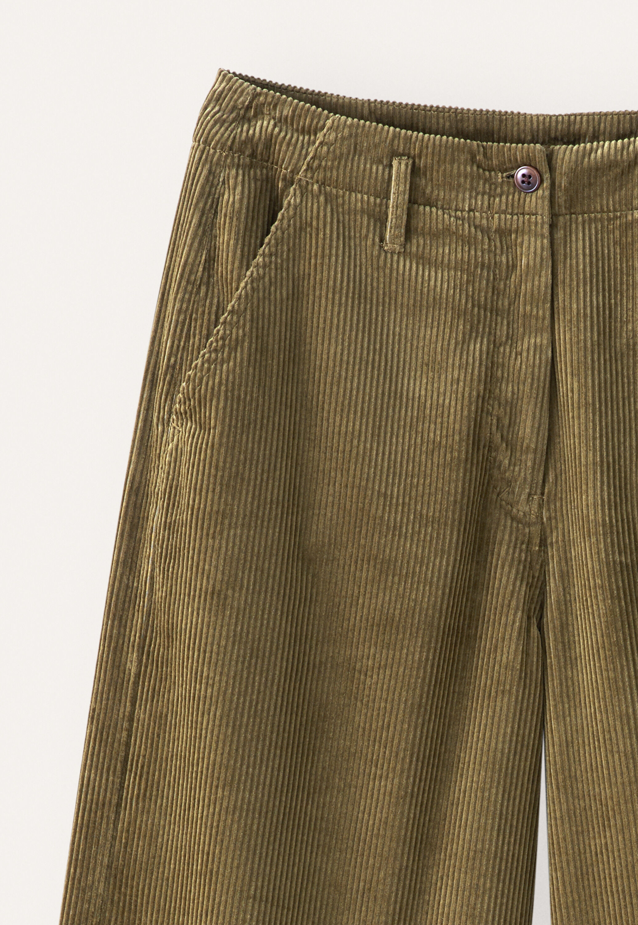 Straight-leg trousers
