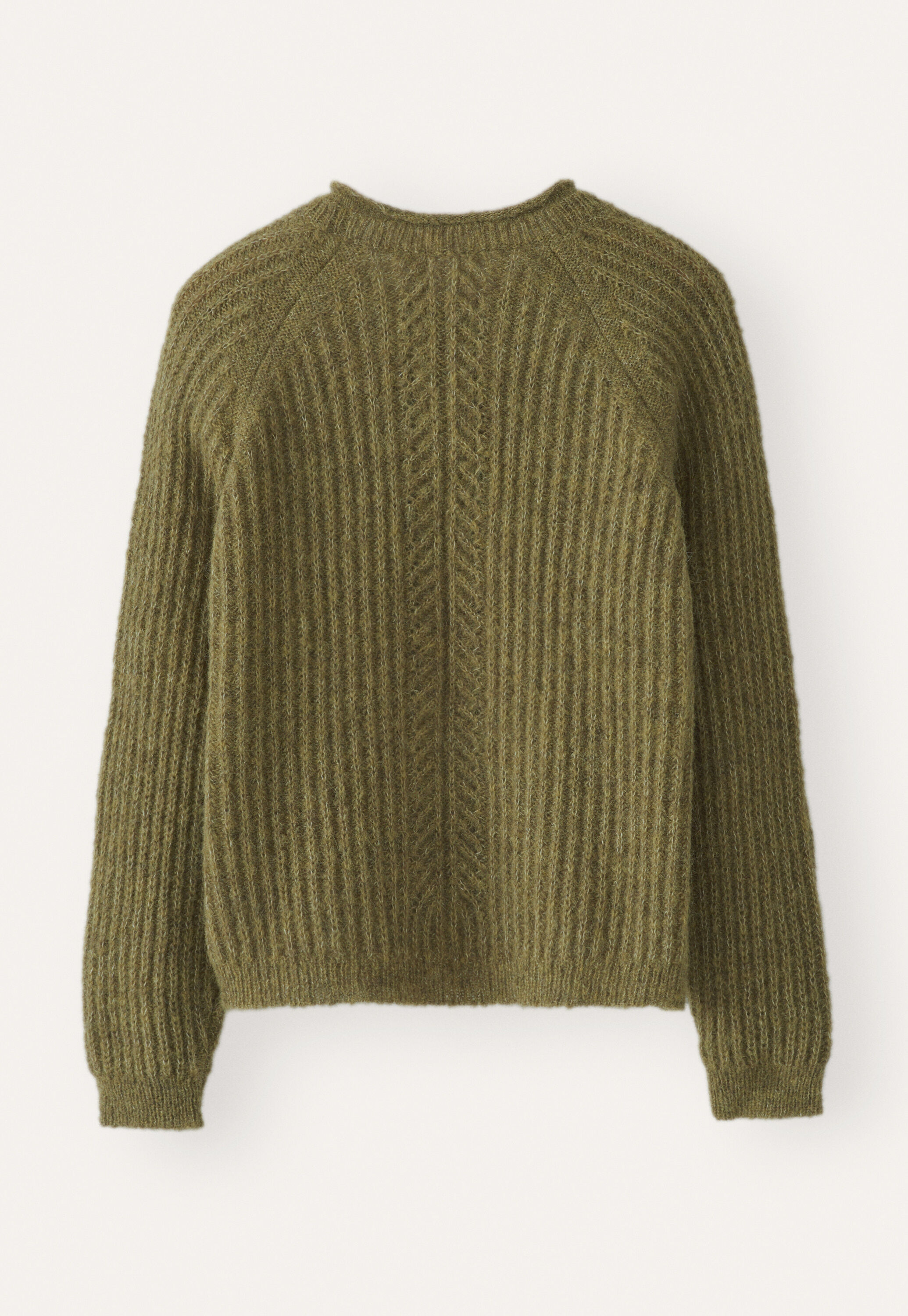 Round-neck ribbed sweater